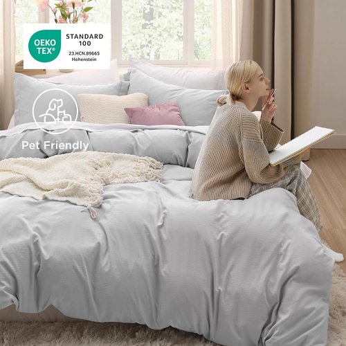 Bedsure King Size Duvet Cover Set - Light Grey Extra Soft Prewashed Cotton-Like Polyester, 3 Pieces with Zipper Closure & 2 Pillow Shams