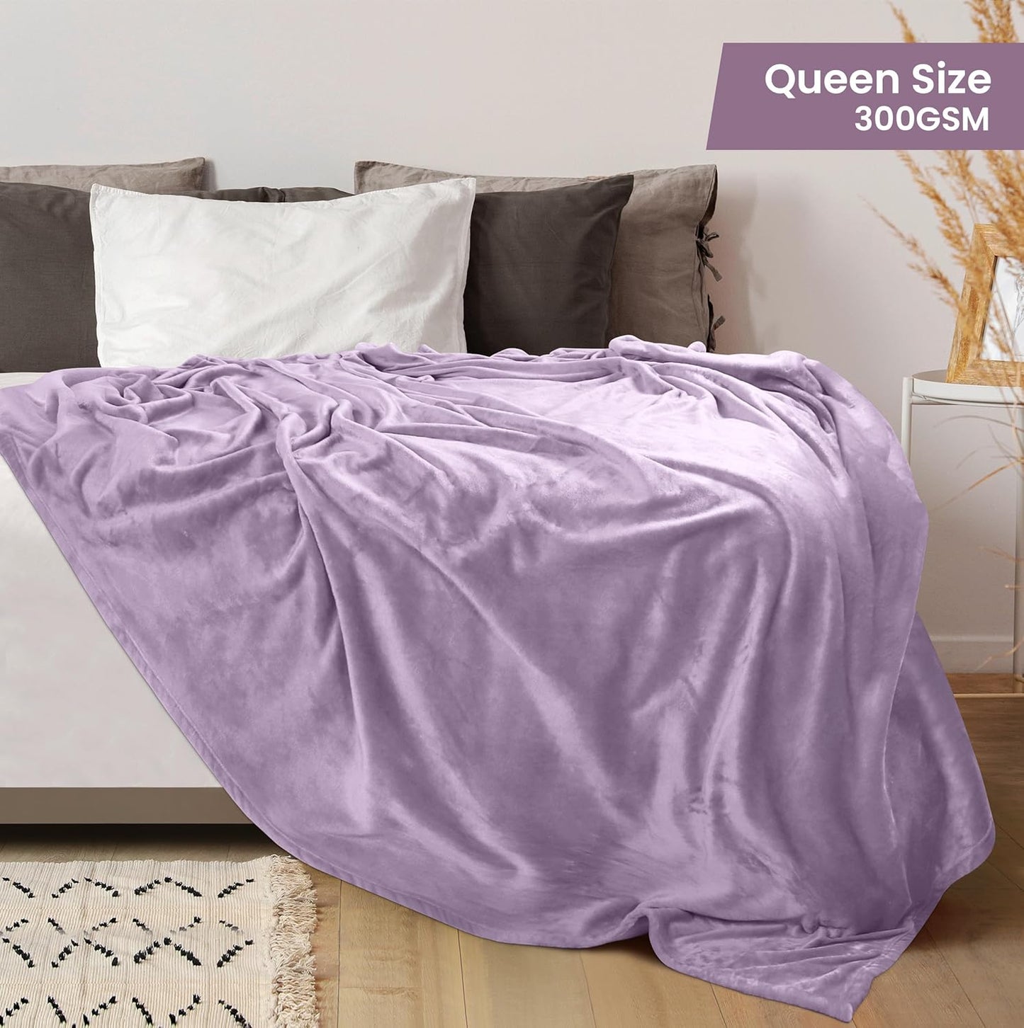 Utopia Bedding Fleece Blanket - Luxury Soft Anti-Static Microfiber | Queen Size Lilac (90x90 Inch)