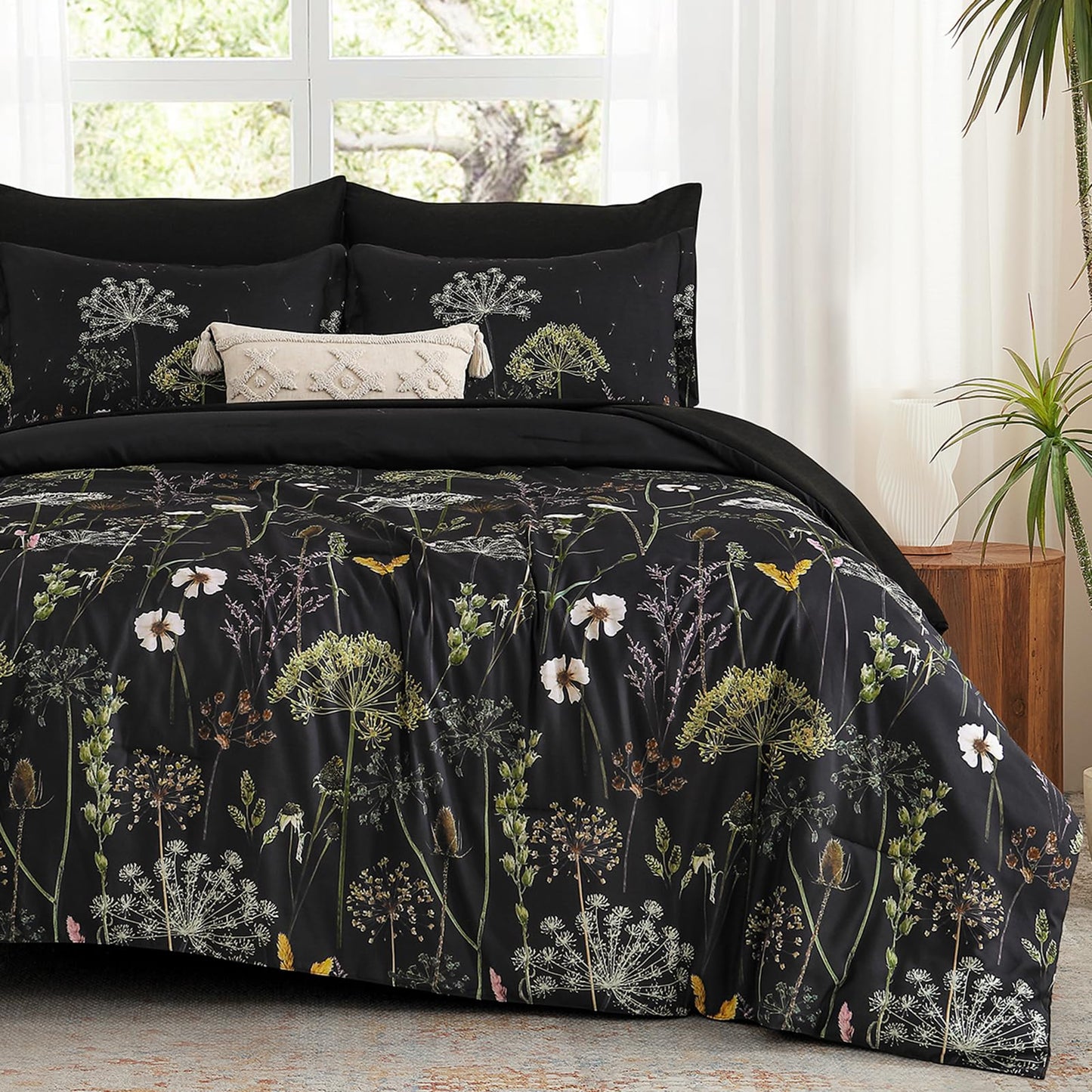 Yiran Queen Comforter Set, 7 Piece Black Dandelion Floral Comforter Bedding Set, Winter Bed in a Bag Queen, Soft Microfiber Complete Bedding Set with Sheets for All Season