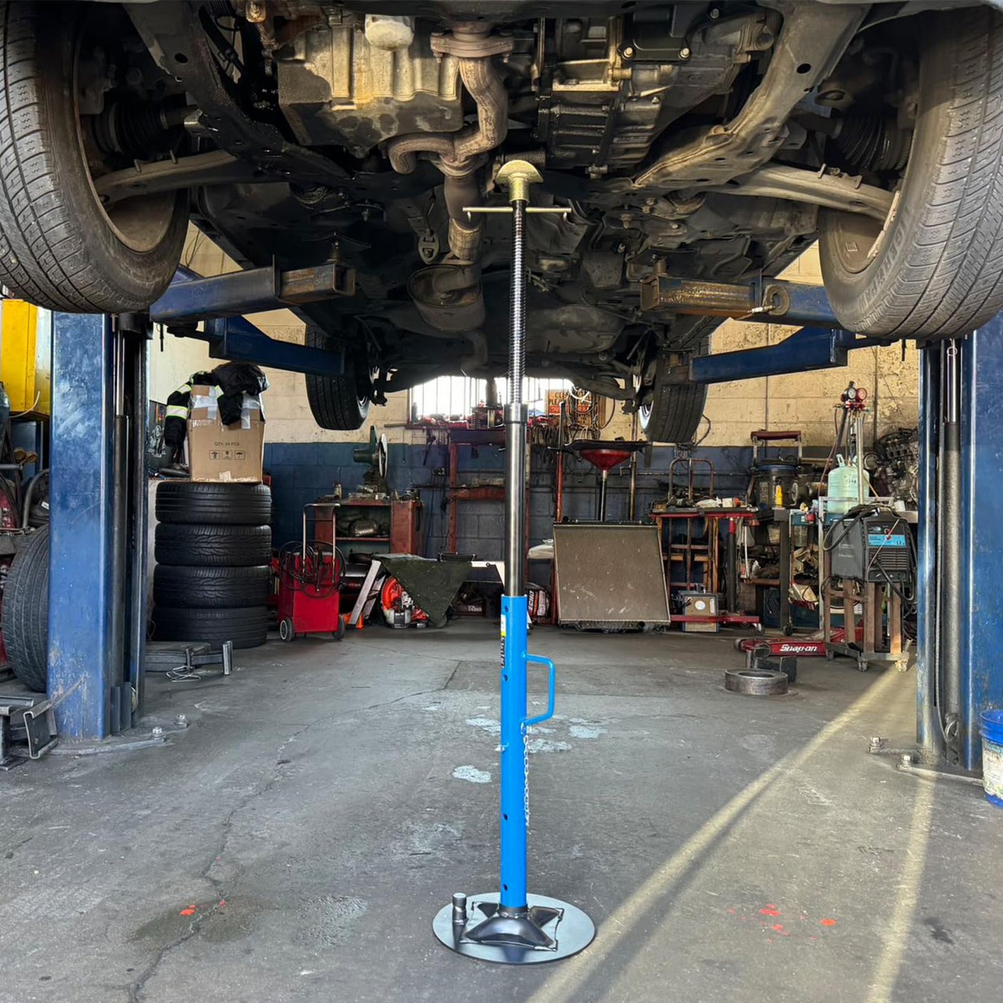 HKTE Underhoist Support Stand with Handle, 1 Ton (2,000 lbs) Capacity, 30.7"–70.8" Adjustable Height, Dual Interchangeable Tops, Under Lift & Vehicle Support Stand, US Patented Design