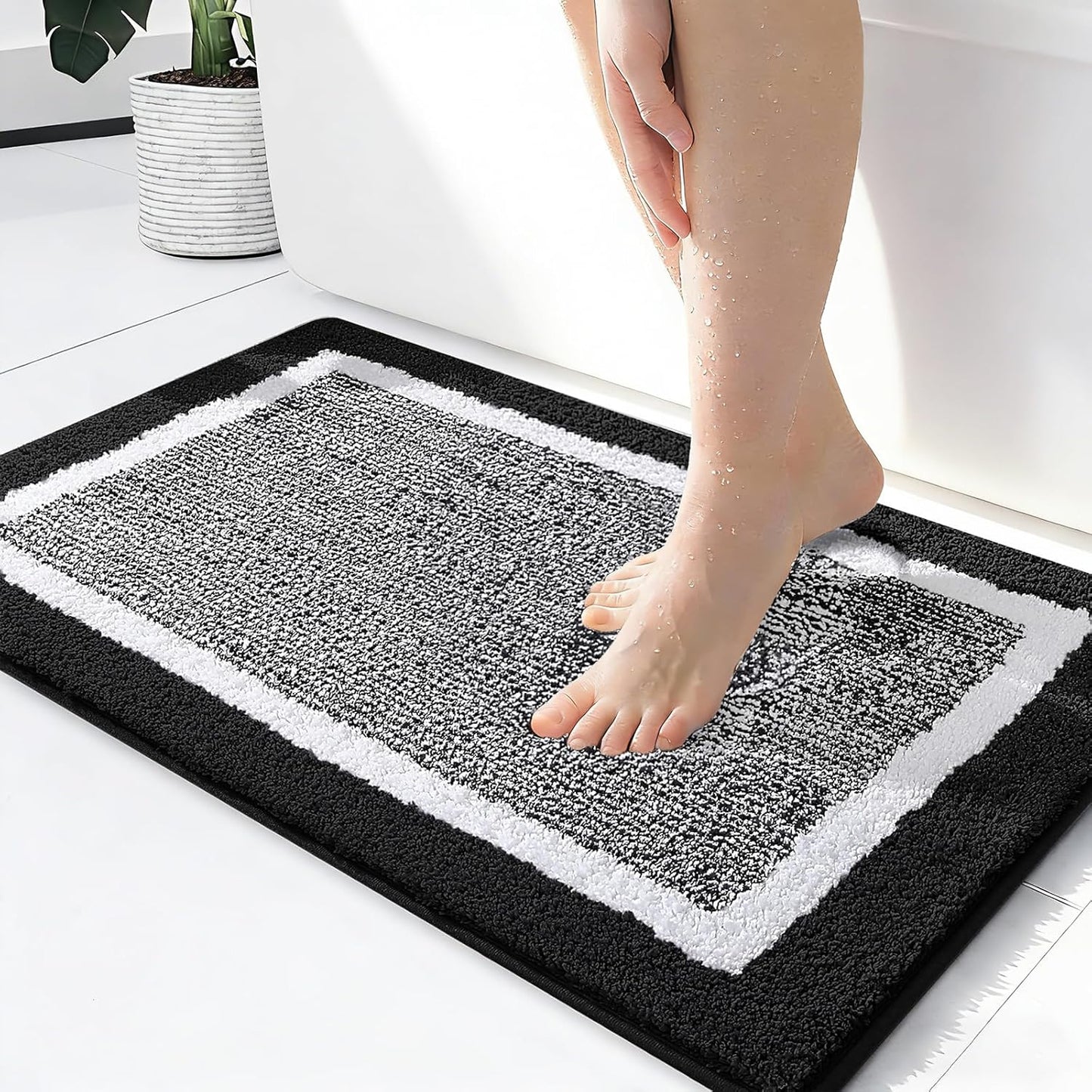 OLANLY Microfiber Bath Rugs - Extra Soft & Absorbent Non-Slip Mats | 24x16 Black, Machine Washable