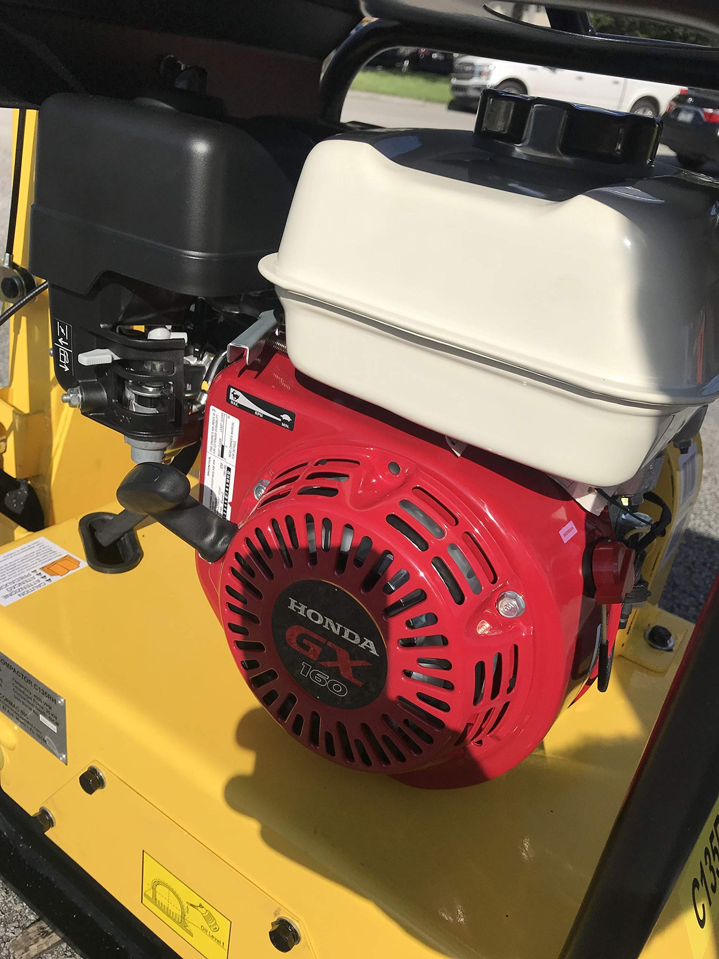 CORMAC C135RH Hydraulic Reversible plate compactor, gasoline engine GX160 @ 5.5 Hp, weight: 320 Lb