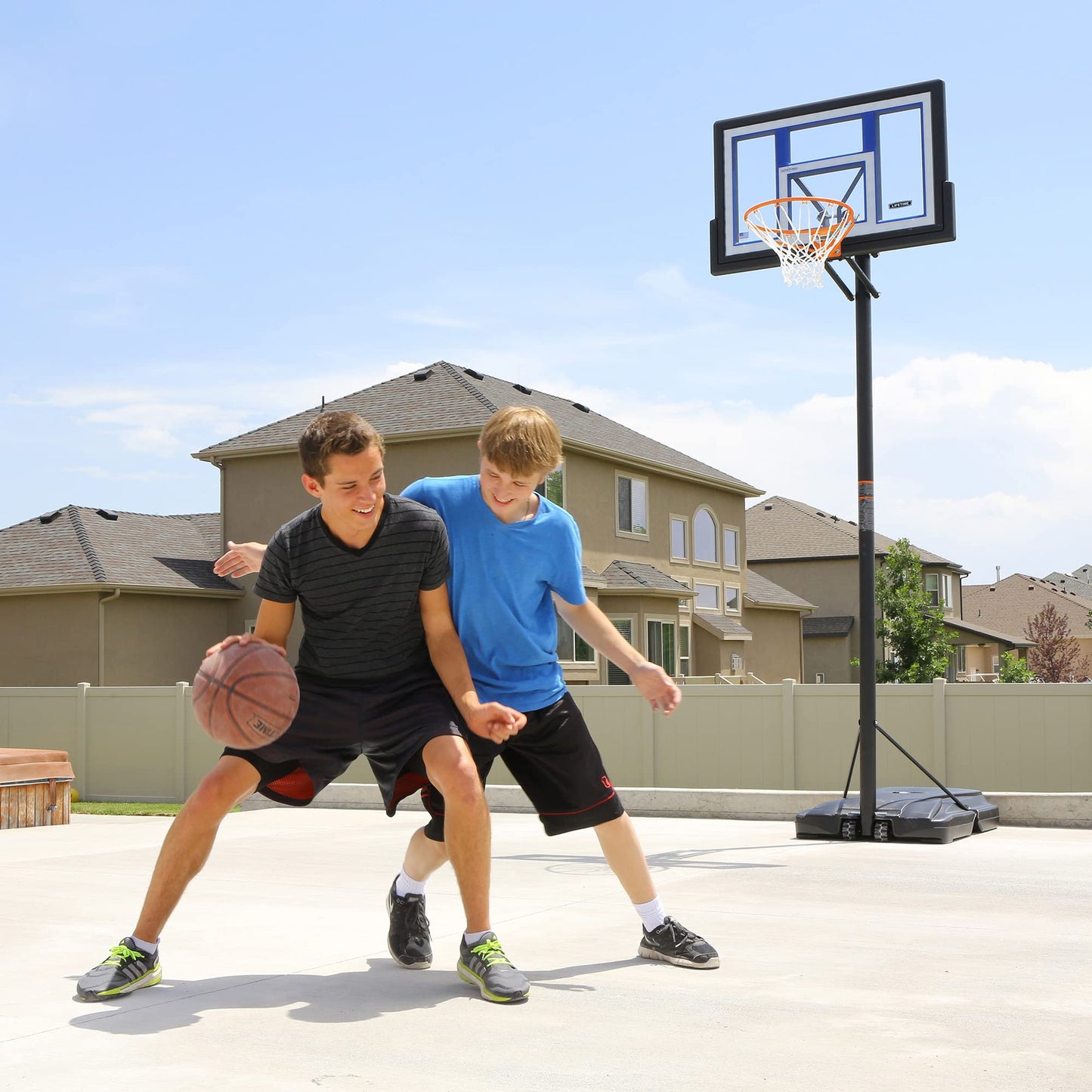 LIFETIME 90168 Portable Basketball Hoop 48-Inch Polycarbonate Backboard System, Blue
