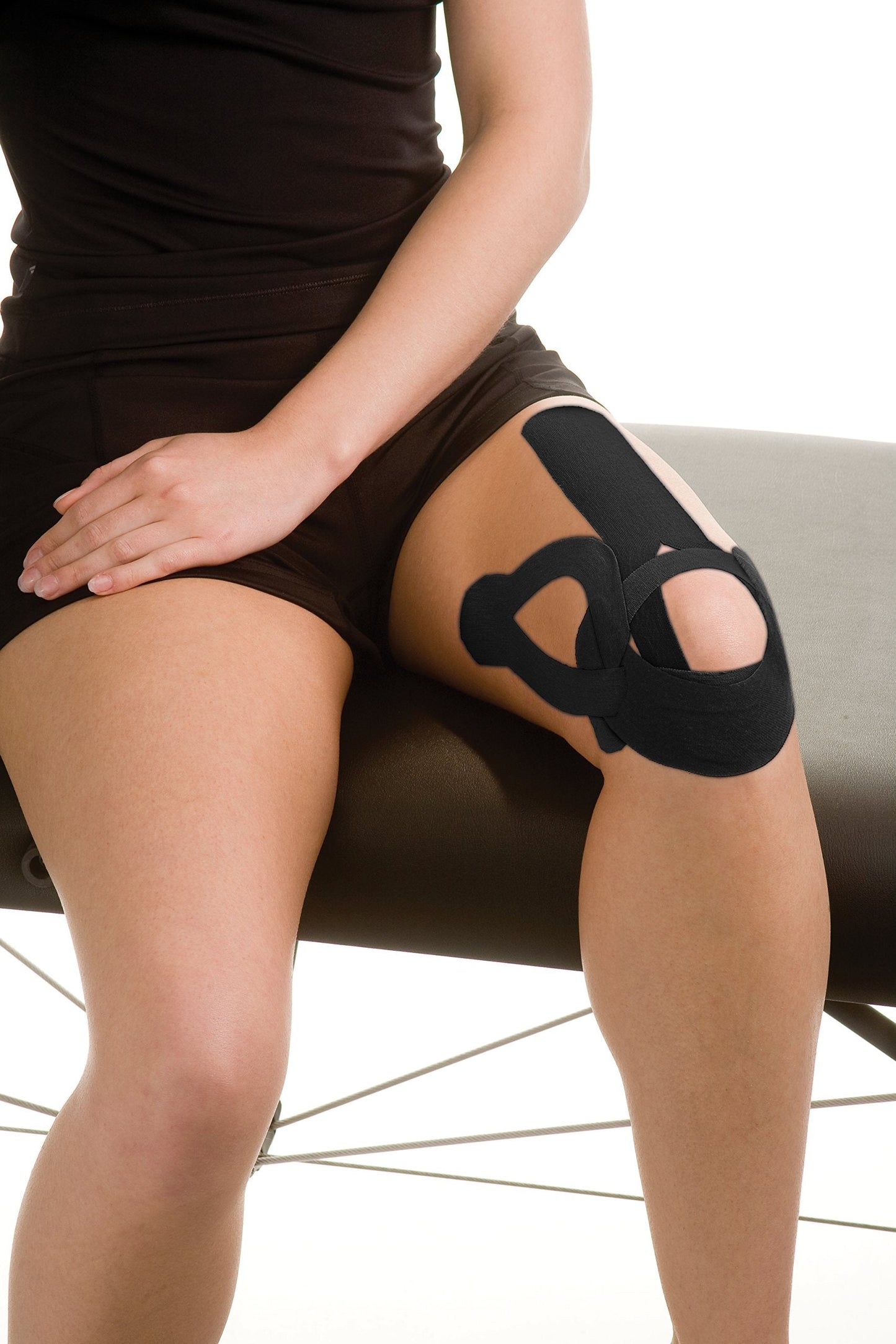 MUELLER Sports Medicine Kinesiology Tape, Quality Therapeutic Athletic Tape, Continuous Roll, Latex Free, 2" x 16.4 Feet, Black