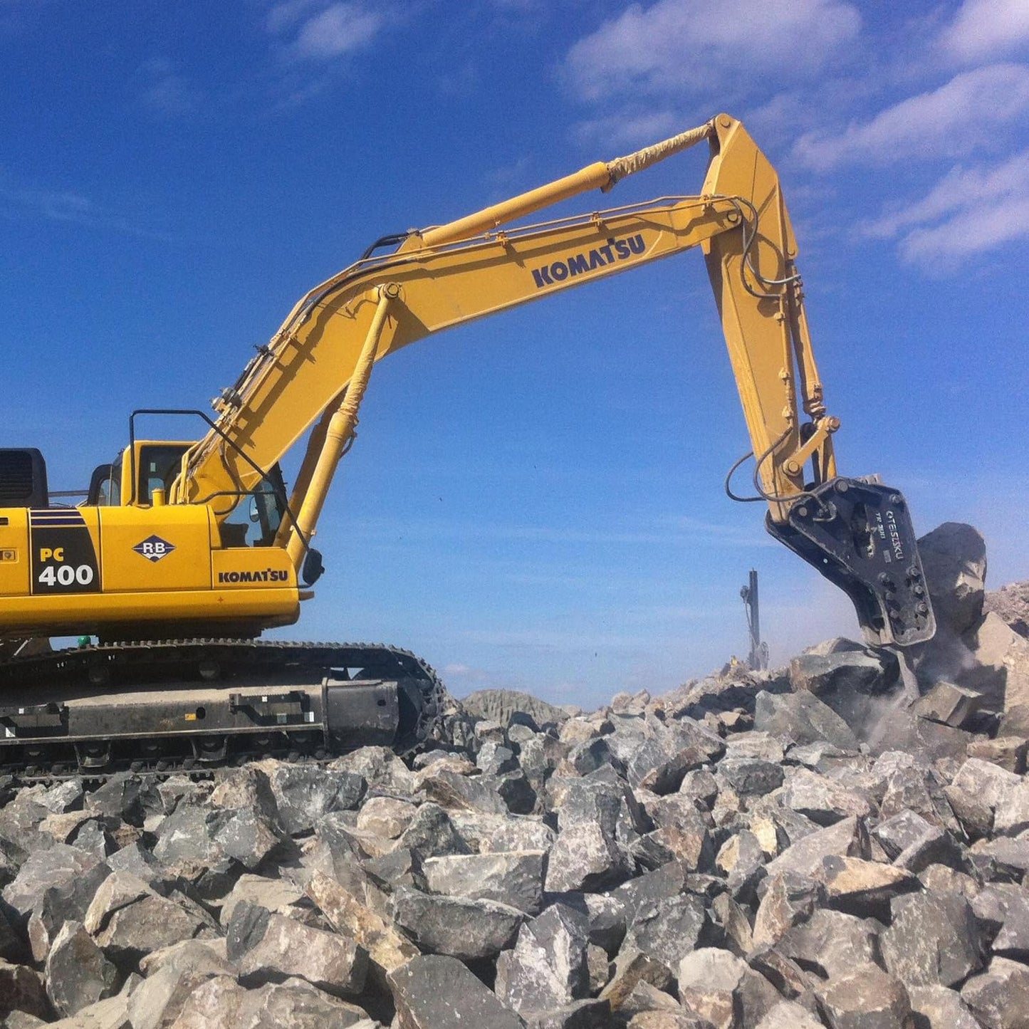 Hydraulic Thumb Claw for 1-3Ton Mini Excavators New Models, Universal Attachment for HT-10 Series, Ideal for Lifting, Scrap & Landscaping