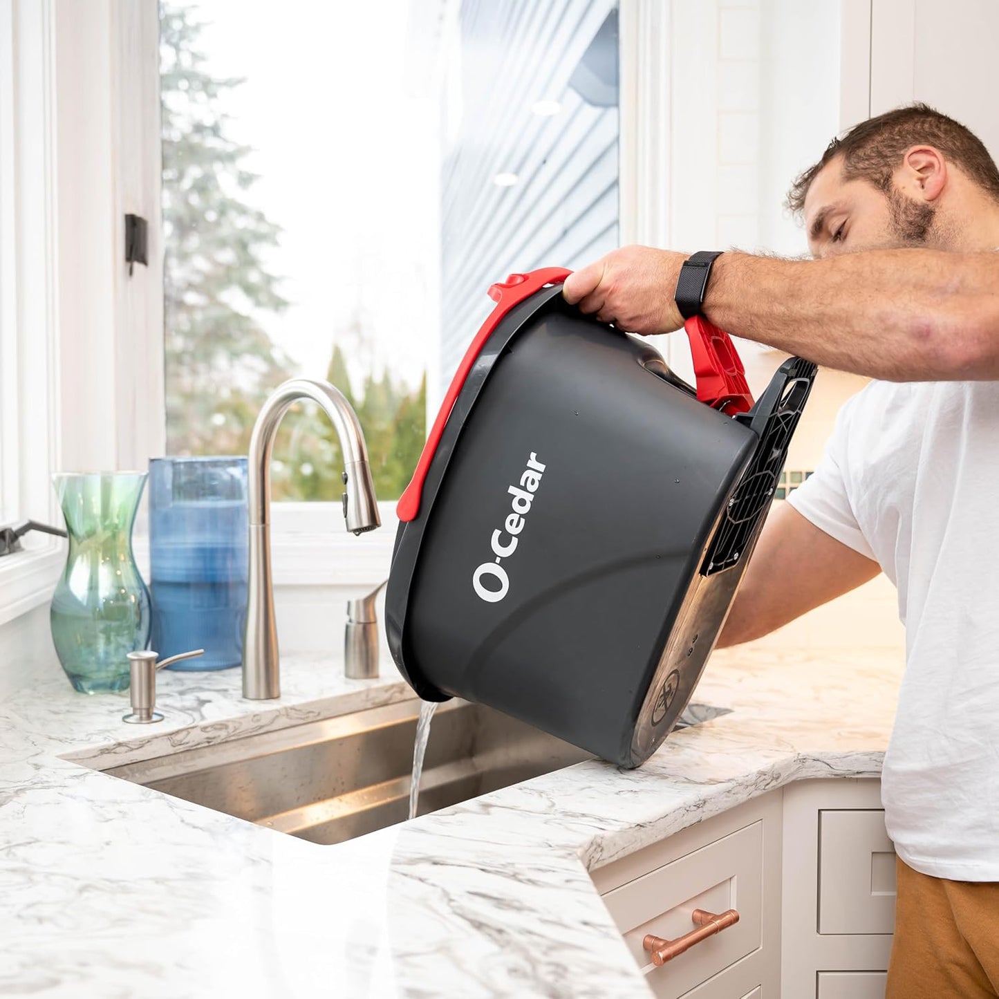 O-Cedar EasyWring Microfiber Spin Mop - Efficient Floor Cleaning System with 2 Extra Refills | Red/Gray