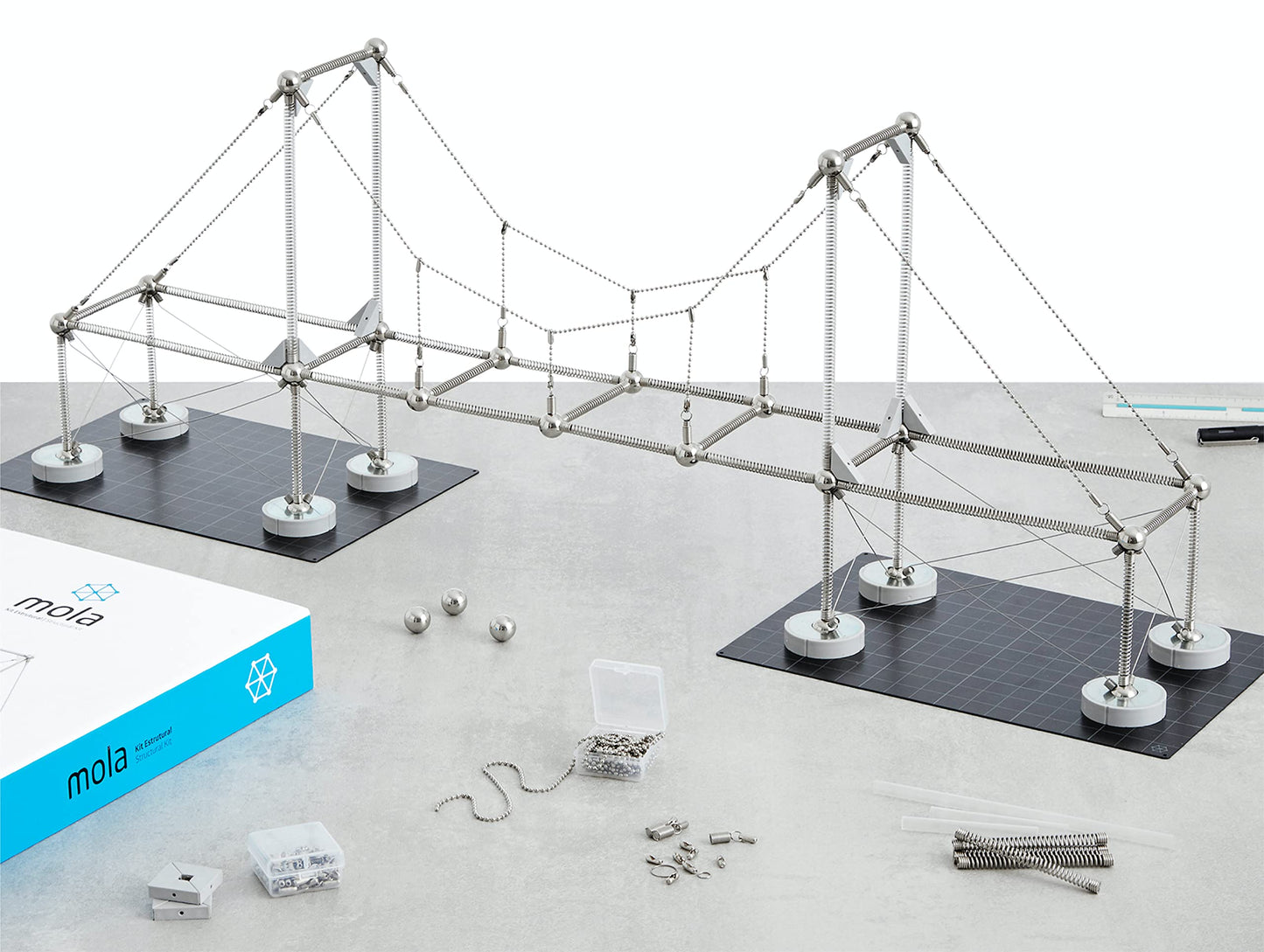 Mola Structural Kit 3 | Magnetic Modular Kit for Engineering and Architecture Education | 205 Pieces + Practical Guide
