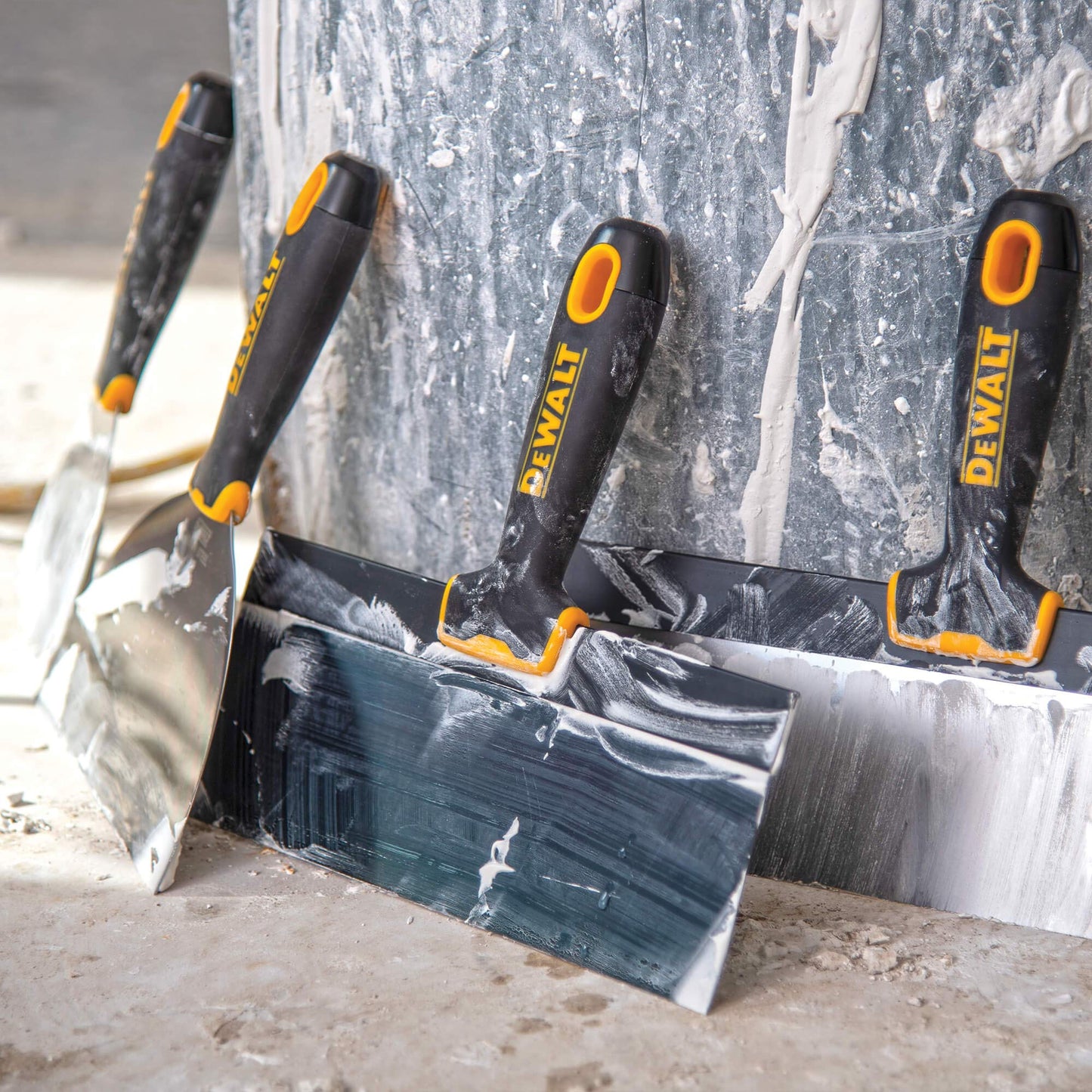 DEWALT DELUXE Stainless Hand Tool Set | 8/10/12" Taping Knives, 3/4/5/6/8" Putty Knives, 2 Mud Mixers + FREE BONUS 14" Mud Pan | DXTT-3-609