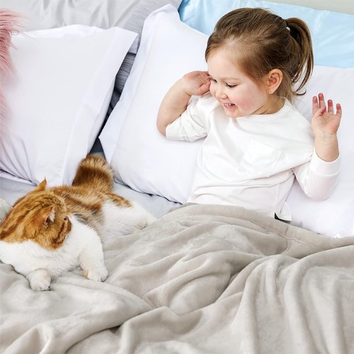 Bedsure GentleSoft Fleece Blanket - Cozy & Cute Throw for Kids | 43x55 Inches, Linen