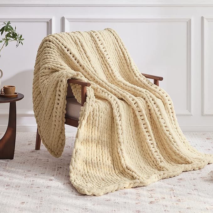 Negwoo Chunky Knit Throw Blanket, 60''*80'' Knitted Throw Chenille Yarn for Bed Couch, Handmade Oatmeal Crochet Big Thick Blanket, Machine Washable Cute Comfy Blanket for Home Decor
