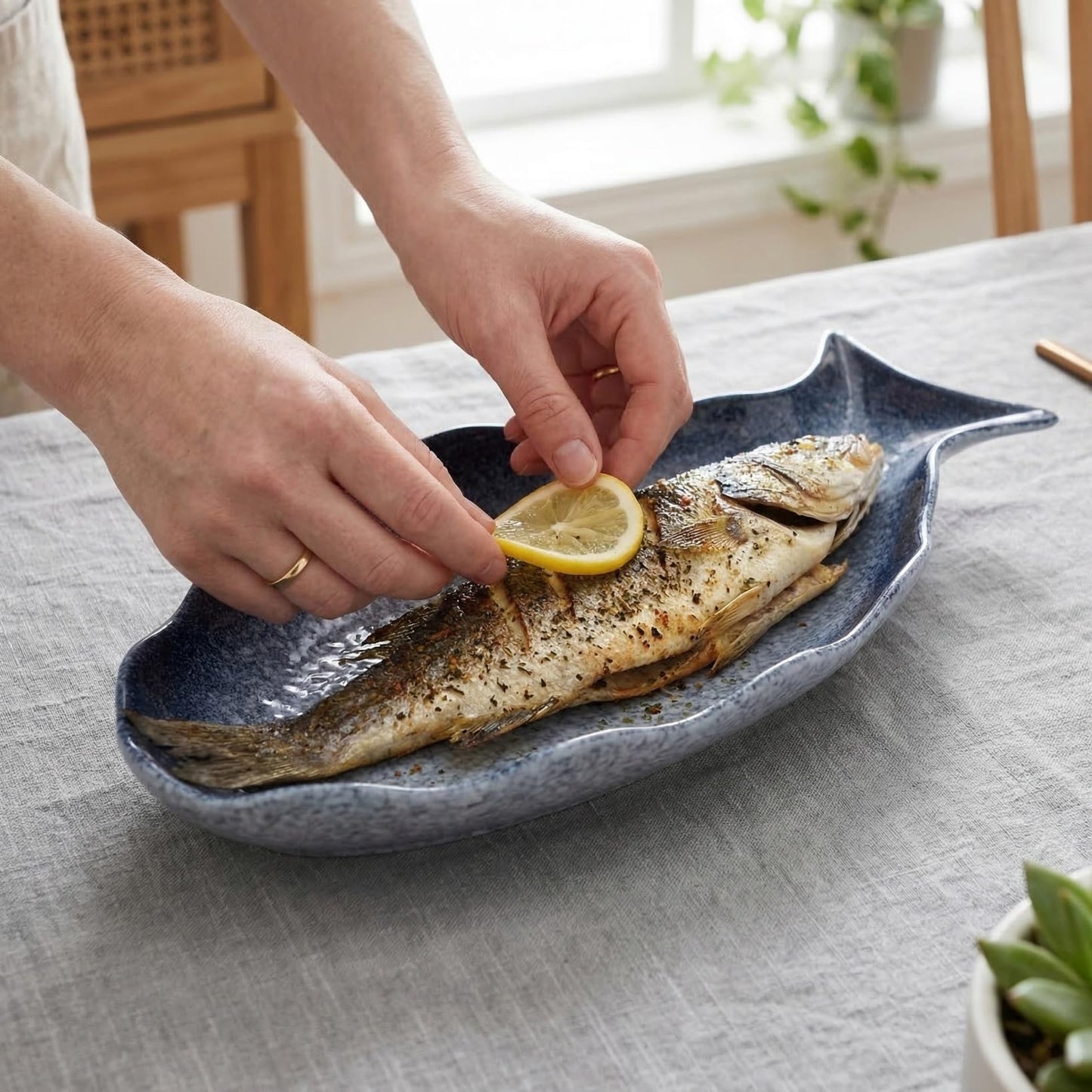 Cabilock 12 Inch Ceramic Fish Shaped Plate, Blue Porcelain Steamed Fish Platter, Deep Seafood Serving Dish for Sushi & Appetizers, Decorative Food Tray for Home Restaurant Kitchen