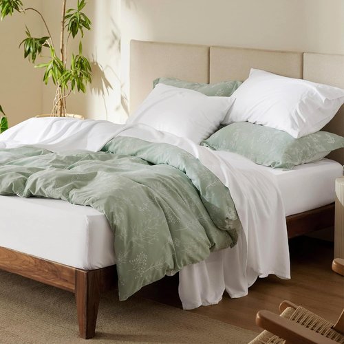 Bedsure Cooling Sheets - Twin Size, Breathable Rayon from Bamboo, Soft & Silky White Bedding for Hot Sleepers