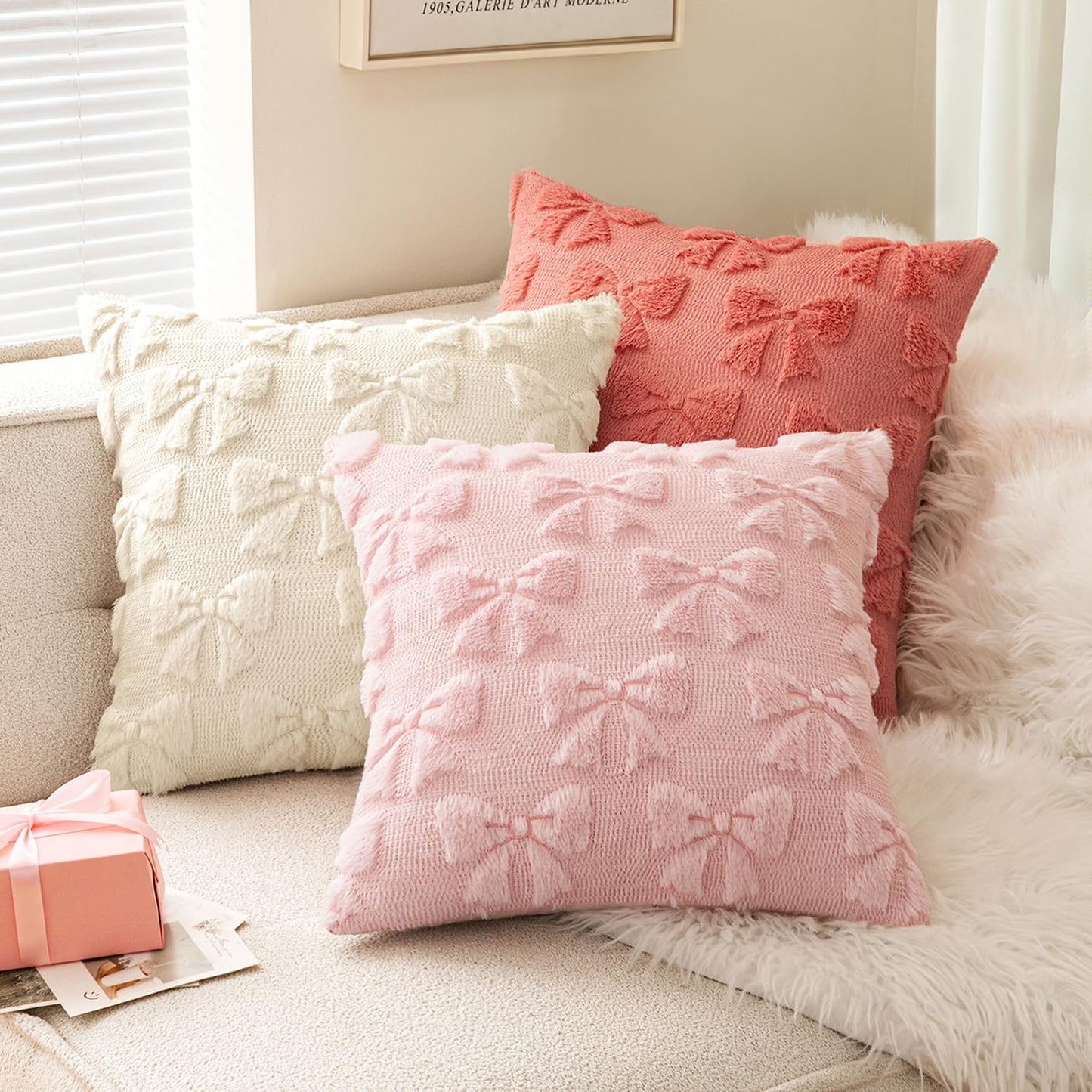 MIULEE Light Pink Bow Pillow Covers Coquette Room Decor Aesthetic Set of 2 Spring Decorative Cute Girl Soft Plush Faux Pillowcase for Preppy Room Decor Bedroom Couch,20x20 Inch