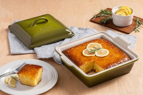 Le Creuset Stoneware Casserole - 2qt Shallow Square Dish in Cerise | Durable & Stylish Design