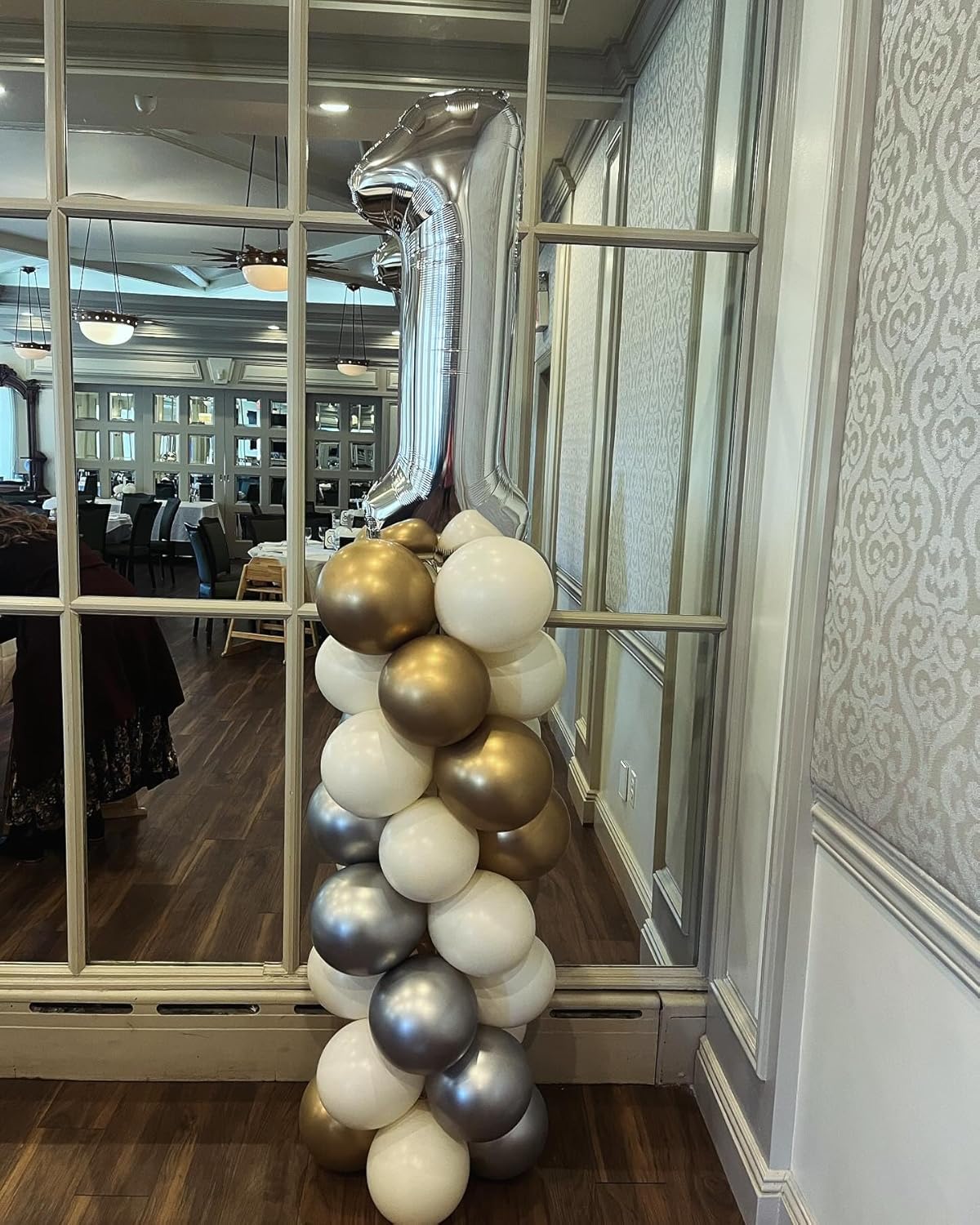 Silver Number 40 Balloon - 40 Inch Giant Foil Decoration for 40th Birthday Party Supplies