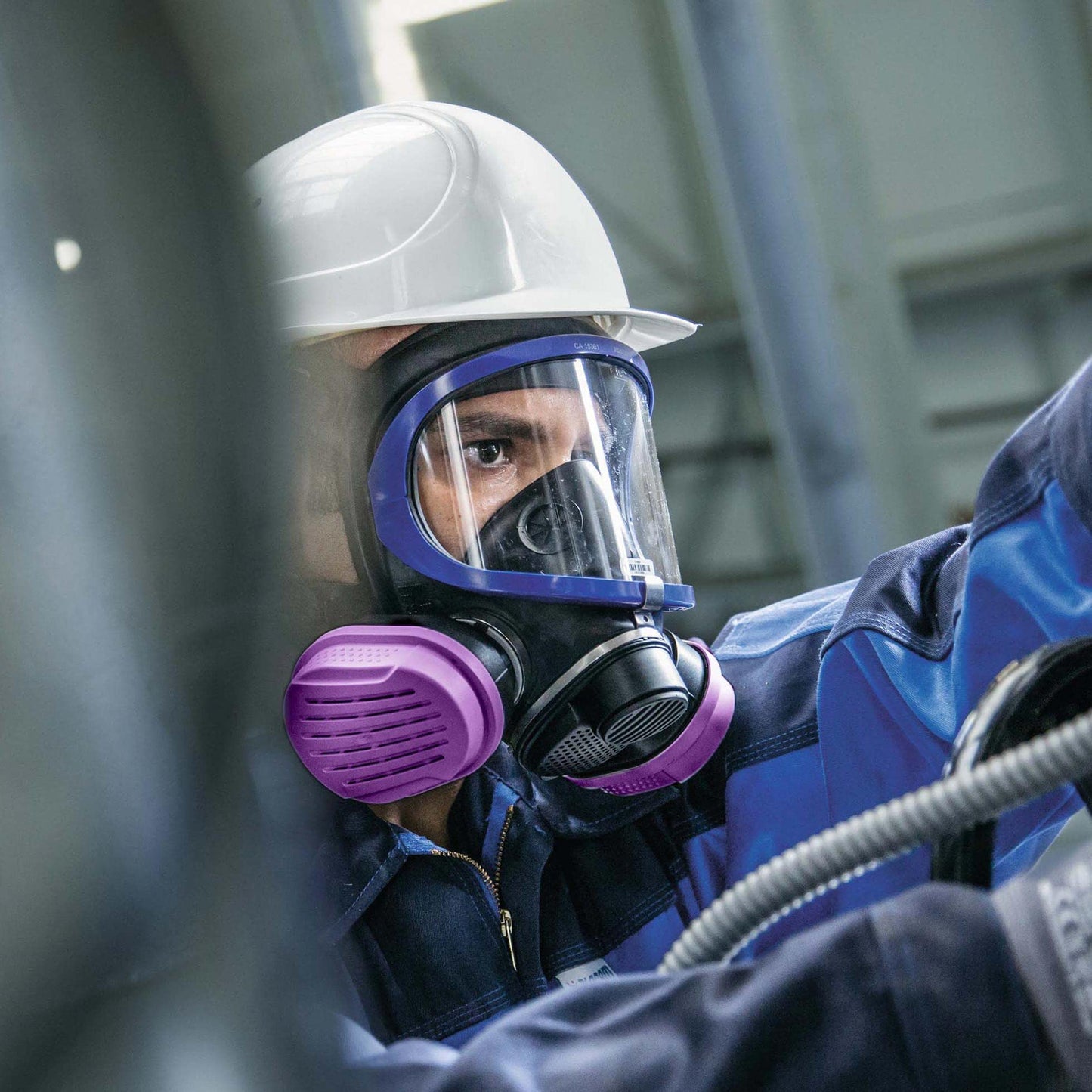 Dräger X-plore 5500 Full-Face Respirator Mask + 2x Combination Cartridge OV/AG/HF/FM/CD/AM/MA/HS/P100 | One size fits most | NIOSH Certified Eye and Respiratory Protection, Anti-Fog, 180° View