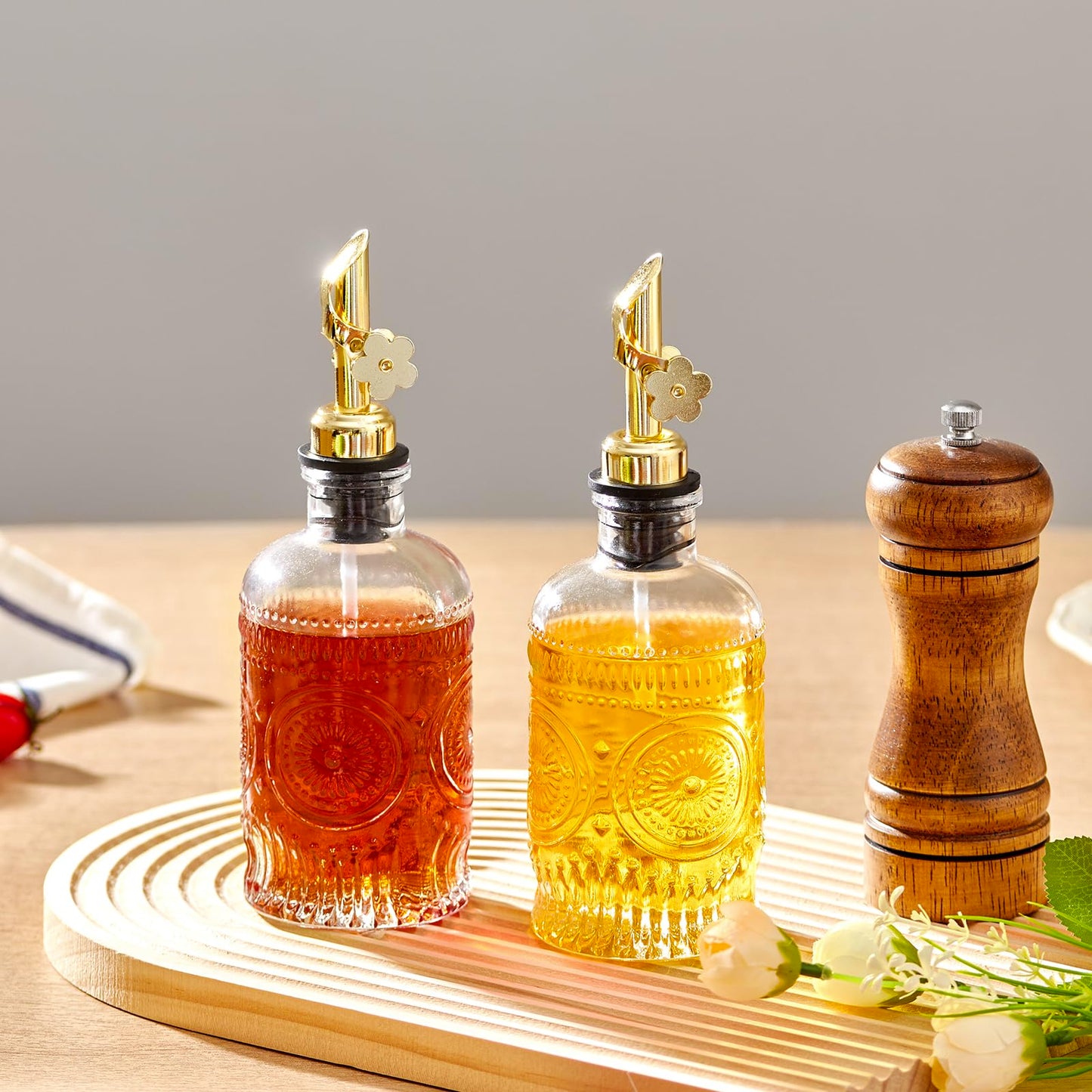 MUVEKA Olive Oil Dispenser Bottle for Kitchen, 7 oz/ 200 ml Cooking Oil Dispenser, Oil and Vinegar Dispenser Bottle Set, Glass Oil Containers with Weighted Pourer Spouts, Oak Corks