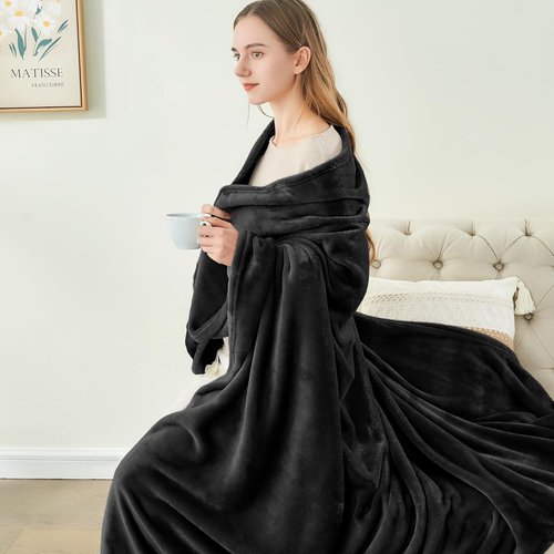 BEDELITE Fleece Blanket - Luxury Plush Cozy Throw for Couch & Bed | Super Soft 50x60 Inches Black