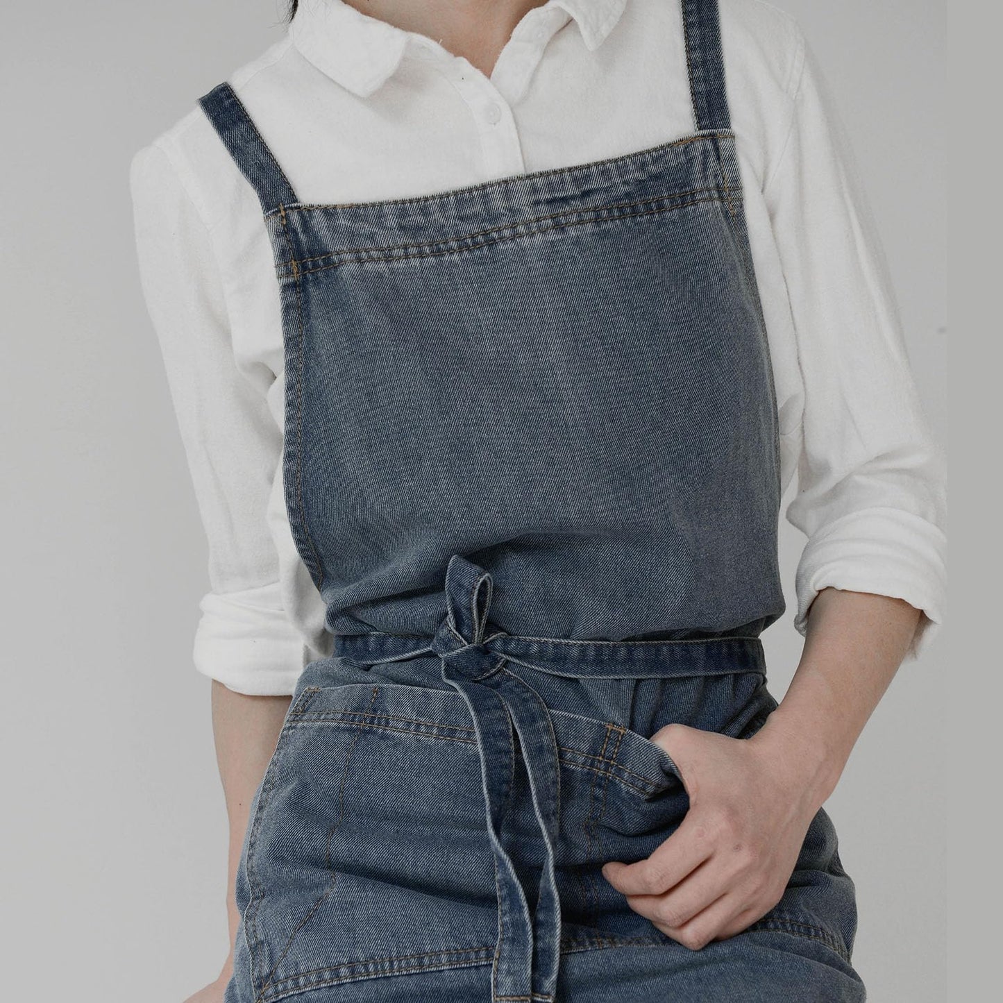 Surblue Cotton Denim Apron with Pockets Adjustable Jean Apron for Man Woman for Kitchen, BBQ, Garden, Workshop, Blue