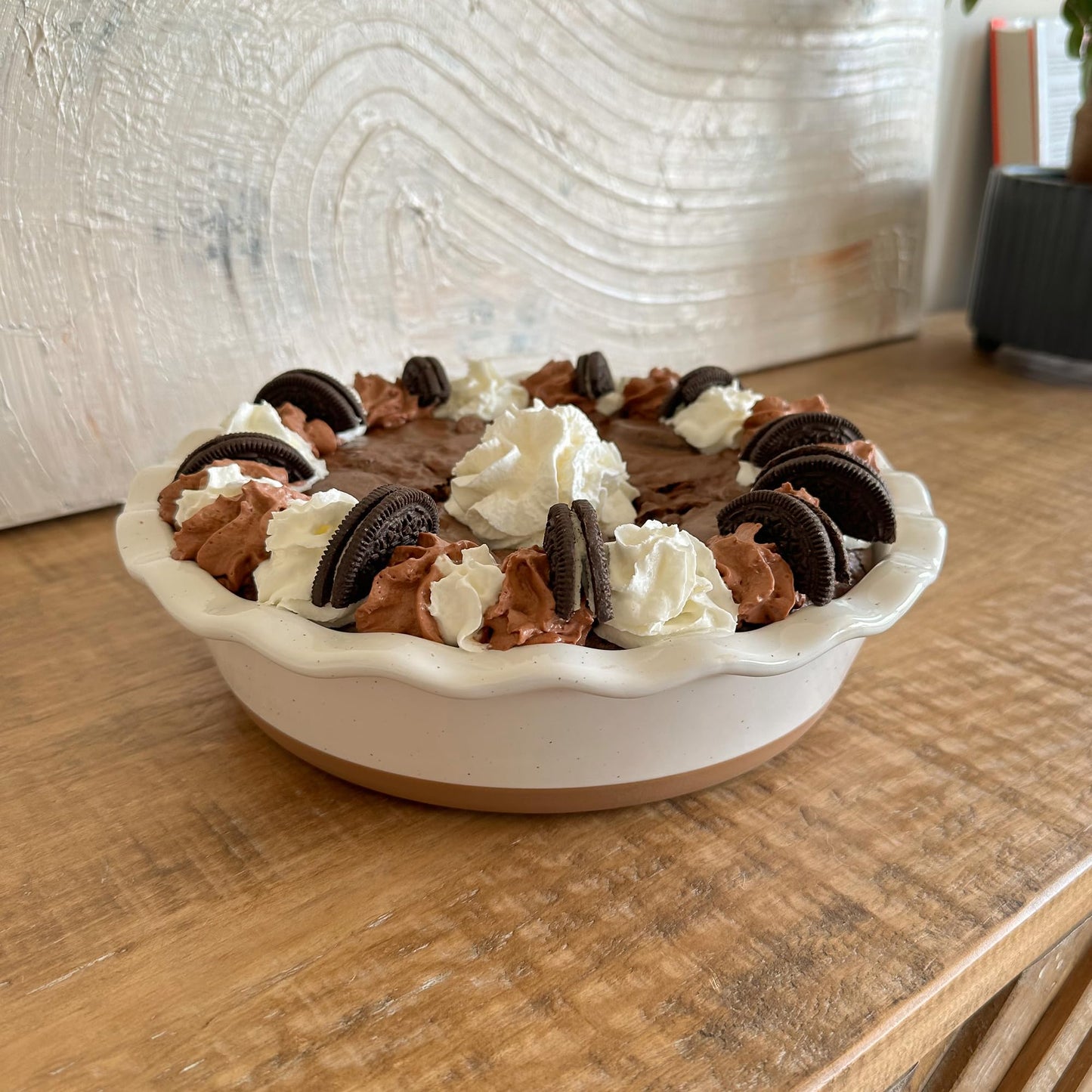 MORA Ceramic Pie Pan for Baking - 9 inch - Deep and Fluted Pie Dish for Old Fashion Apple Pie, Quiche, Pot Pies, Tart, etc - Modern Farmhouse Style Porcelain Ceramic Pie Plate - Vanilla White