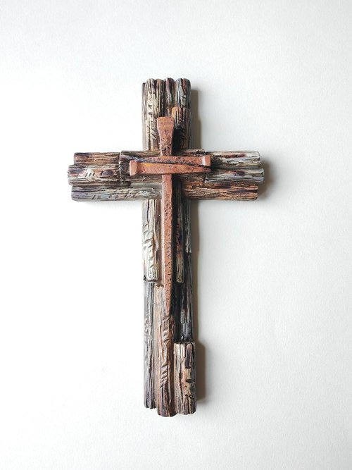 Eagrafts Rustic Wood-Like Resin Wall Cross - Decorative Home Wall Art with Faux Iron Nails