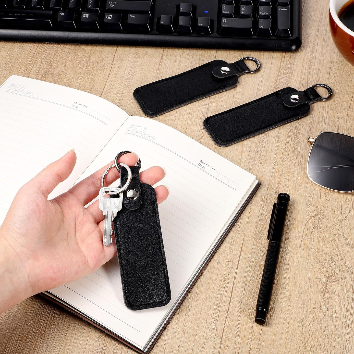 SynHHergyx 3 Pcs USB Flash Drive Case Leather Storage Cases. Anti Lost Thumb Flash Drive Holder USB Holder Protective