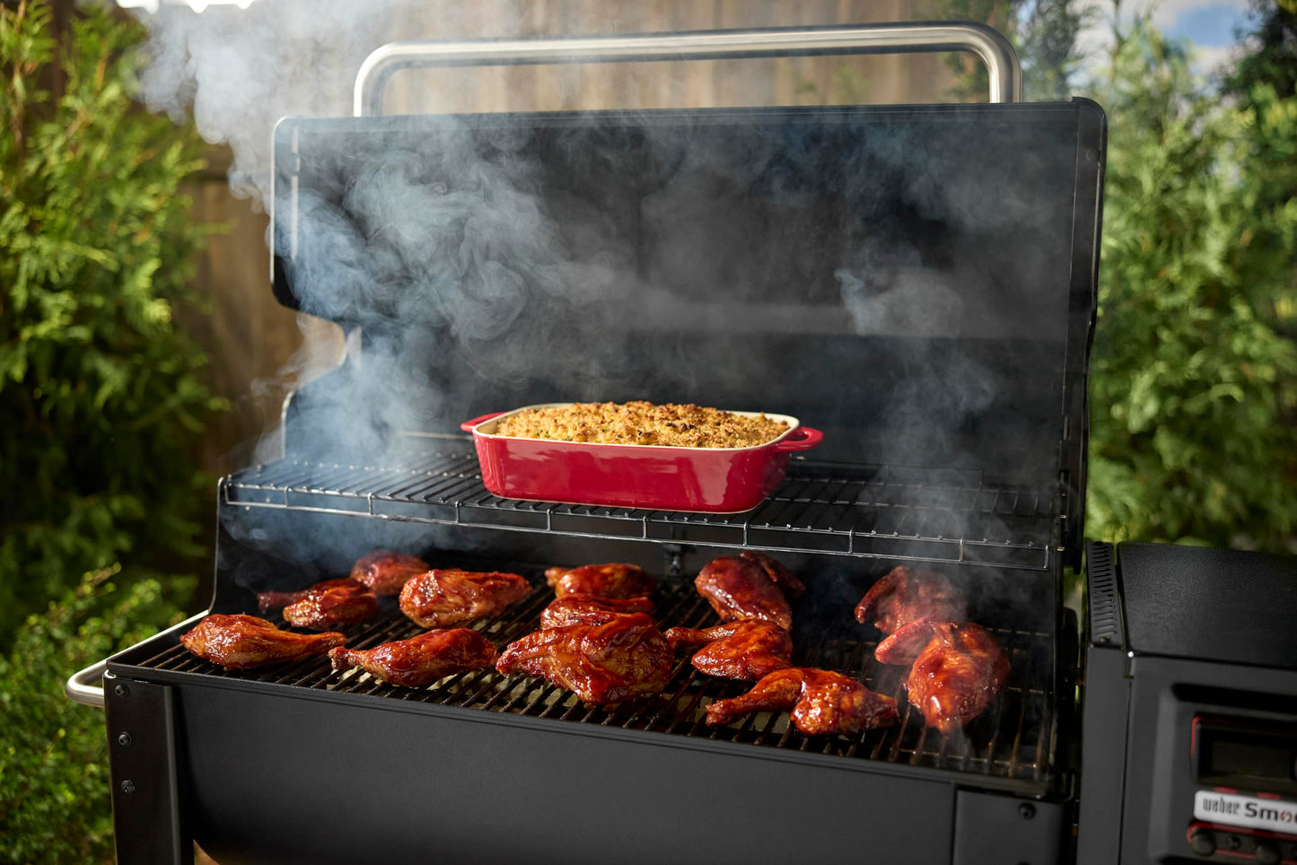 Weber Smoque™ XL 34‑Inch Pellet Smoker, Black – Outdoor BBQ Pellet Grill Up to 500 Degrees with SmokeBoost, SmoqueVent Airflow System & Rapid React PID Temperature Control
