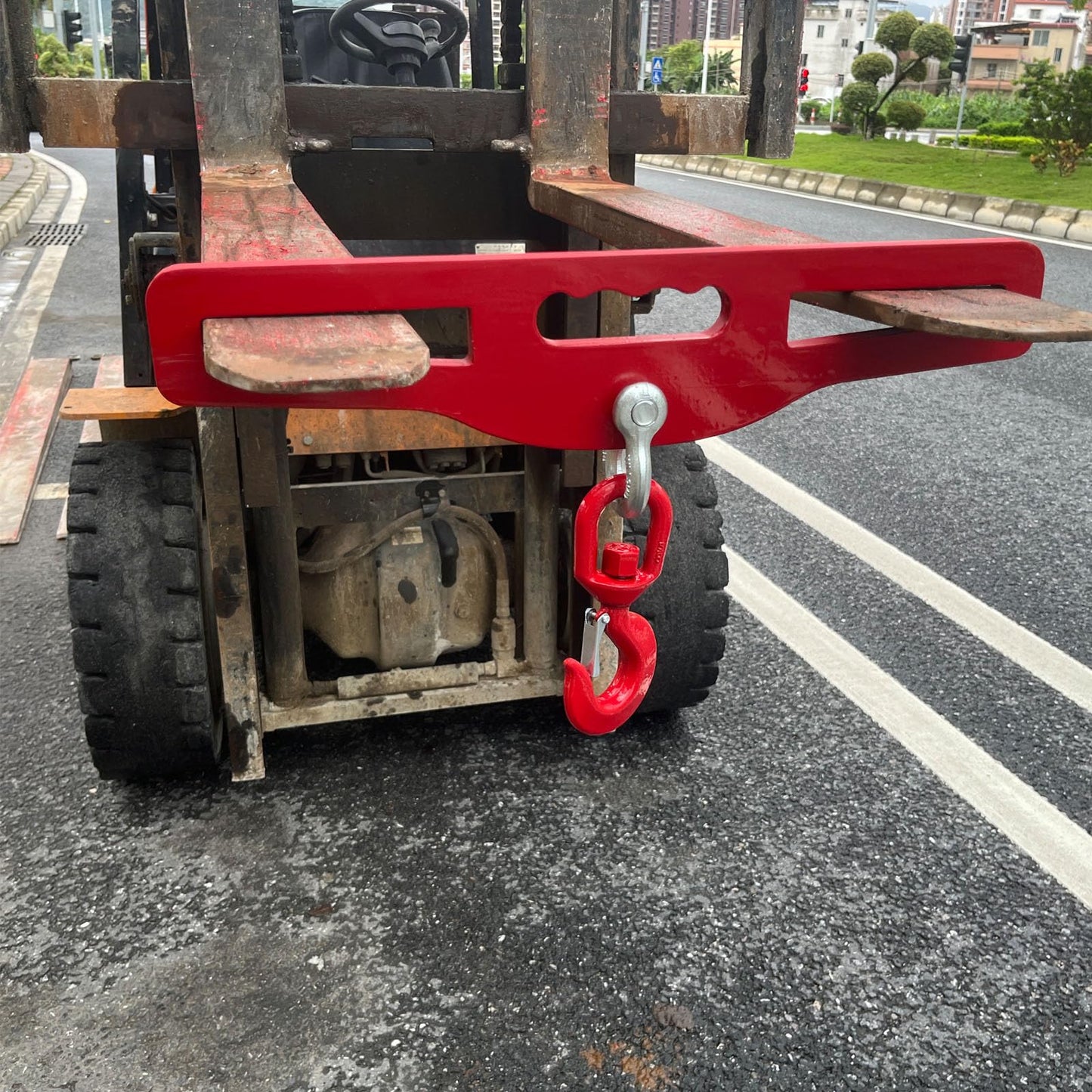 Forklift Lifting Hook,Forklift Lifting Hook Attachment，6600lbs Capacity Forklift Lifting Hoist（3 Ton）,Dual Fork Mount，with Swivel Hook