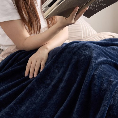 Bedsure GentleSoft Fleece Bed Blanket - Soft, Lightweight, Plush Navy Luxury Blanket | Full Size 84x90 Inches