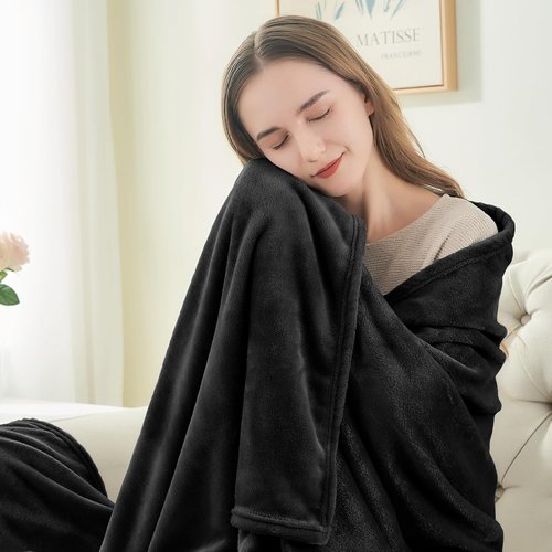 BEDELITE Fleece Blanket - Luxury Plush Cozy Throw for Couch & Bed | Super Soft 50x60 Inches Black