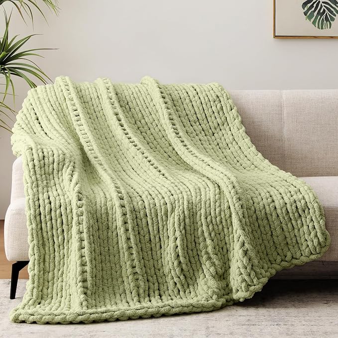 Negwoo Chunky Knit Throw Blanket, 30''*40'' Knitted Throw Chenille Yarn for Bed Couch, Handmade Light Green Crochet Big Thick Blanket, Machine Washable Cute Comfy Blanket for Home Decor