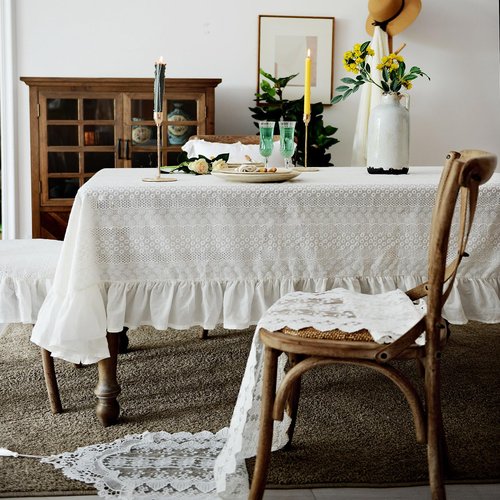 ARTMAGIC French White Cotton Tablecloth Ruffled Lace Fabric Tablecloths Rustic Rectangular Washable Table Cover for Indoor Outdoor Home Holiday Banquet Christmas New Years(60"x84", White Circle)