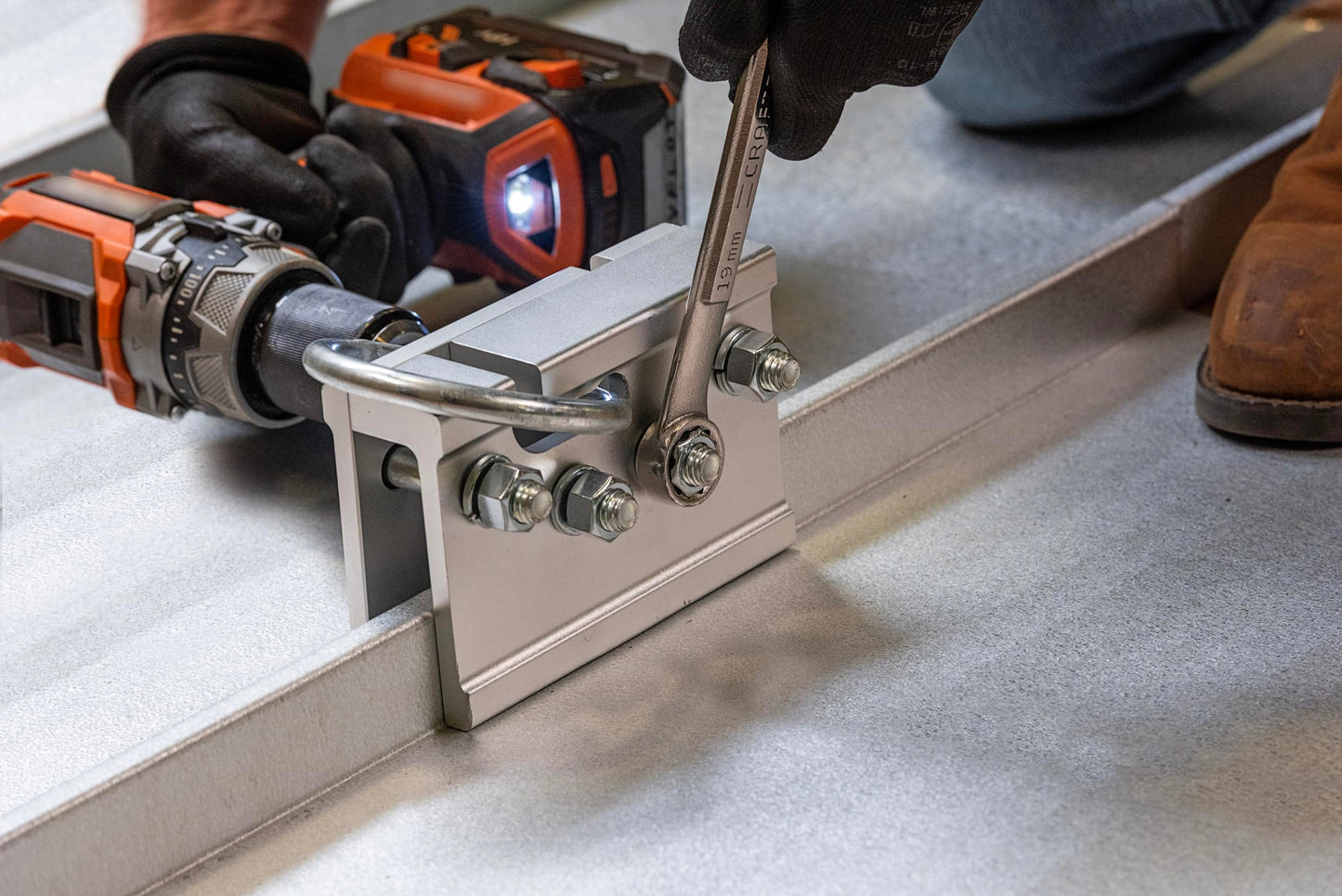 Guardian Fall Protection 10600 Standing Seam Roof Clamp