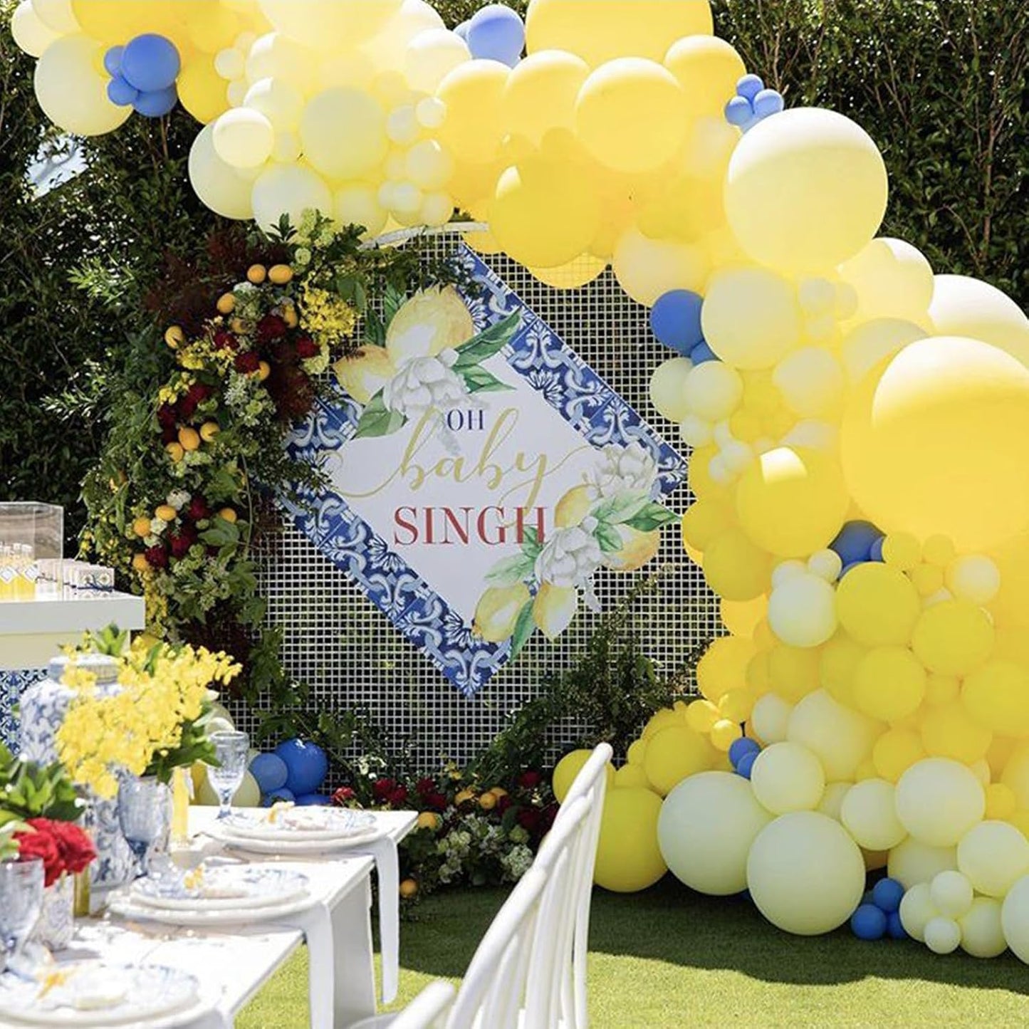 PartyWoo Pastel Yellow Balloons - 100 Pcs in Various Sizes for Baby Showers & Birthday Parties | Light Yellow Decor