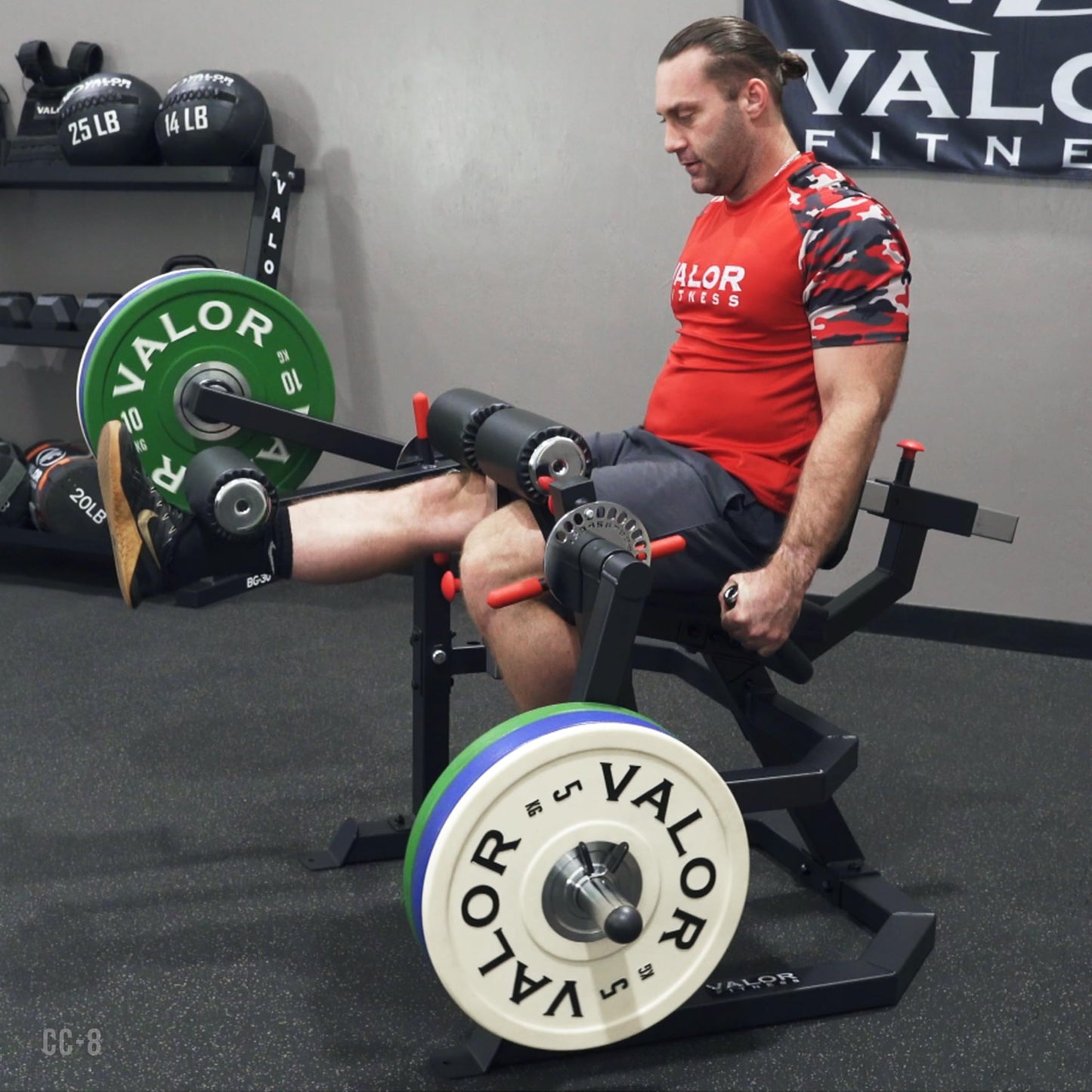 Valor Fitness Leg Extension and Curl Machine – Commercial Grade Plate Loaded Quad & Hamstring Trainer, Adjustable Dual Sundial with 15 Positions, Home Gym Strength Training Equipment