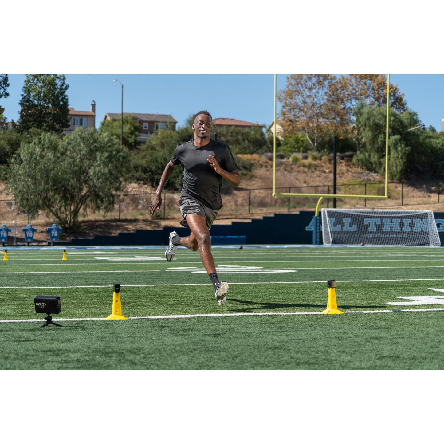 SKLZ Speed Gates Electronic Sprint Timer System, Measures Up to 20 Yards, Records 50 Times, Sensor-Based Start and Finish Gates for 20-Yard Dash and Speed Training, Indoor and Outdoor Use