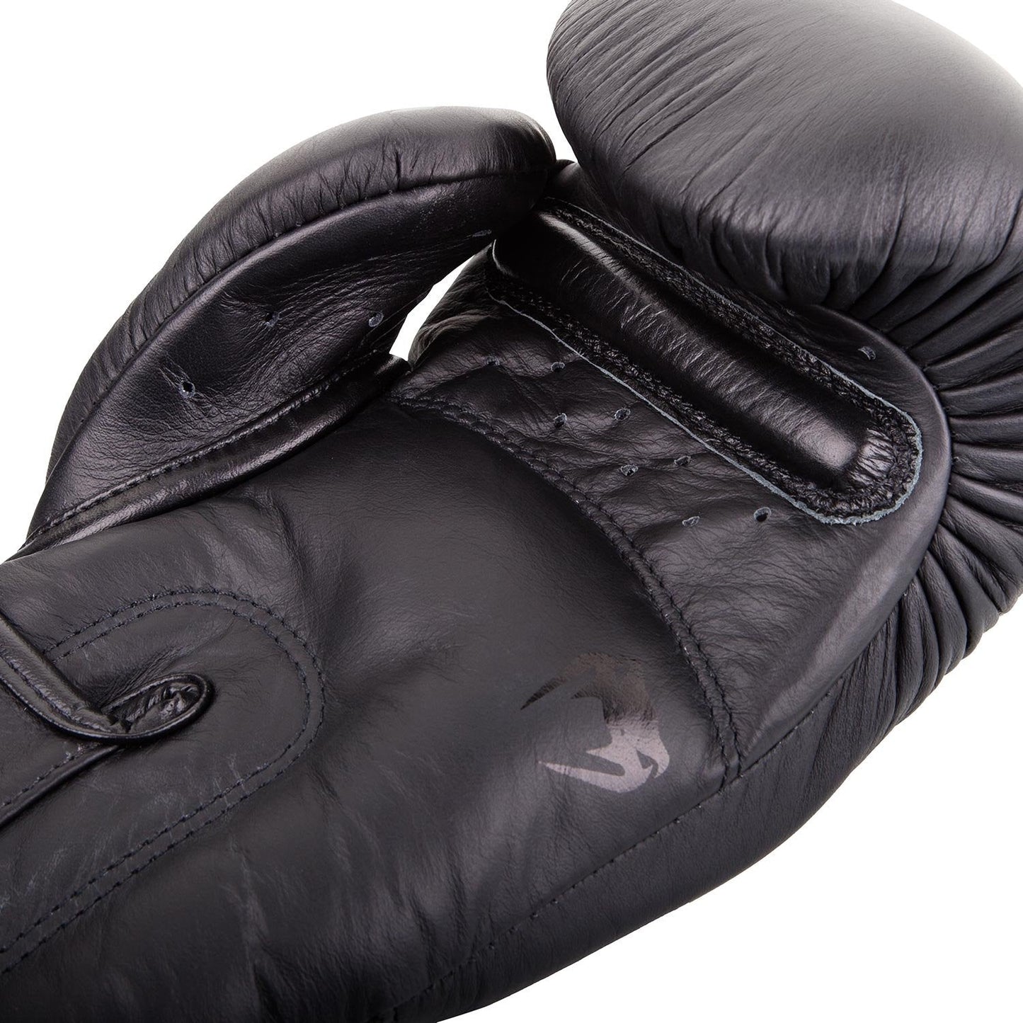 Venum Giant 3.0 Boxing Gloves - Nappa Leather - Black/Black