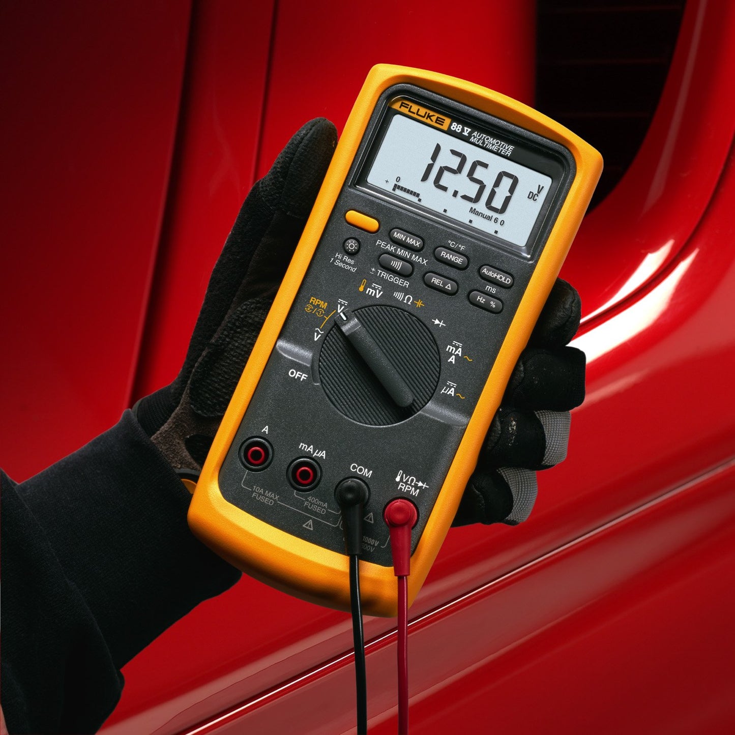 Fluke 88V Deluxe Automotive Multimeter, Troubleshoot Problems on Conventional and Hybrid Vehicles, Measures Pulse Width, and Duty Cycle