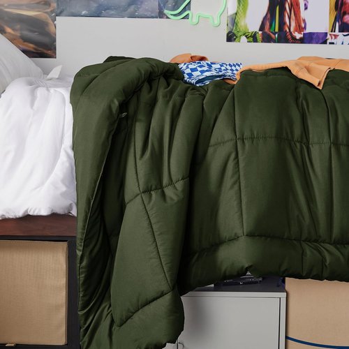 Bedsure Comforter Duvet Insert - All-Season Twin XL Quilted Down Alternative Bedding, Olive Green 92 x 68 Inches