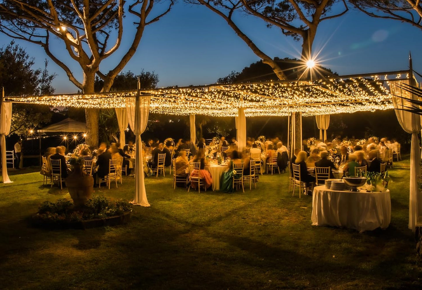 Solhice LED Curtain Lights - 800 Warm White Twinkle Lights for Outdoor & Indoor Décor | 40ft x 10ft