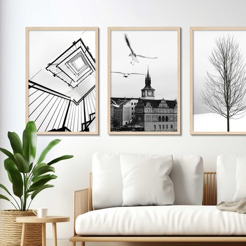 LaVie Home 18x24 Picture Frame - Classic Oak Display Frame with HD Plexiglas | Vertical & Horizontal Use