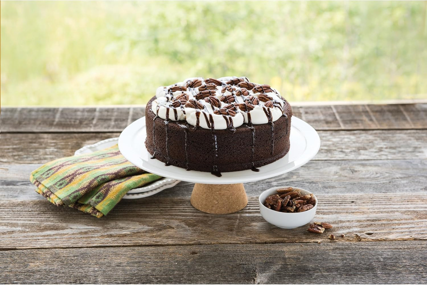Nordic Ware 9" Round Non-Stick Cake Pans - Durable Aluminum, Perfect for Baking (2 Pack)