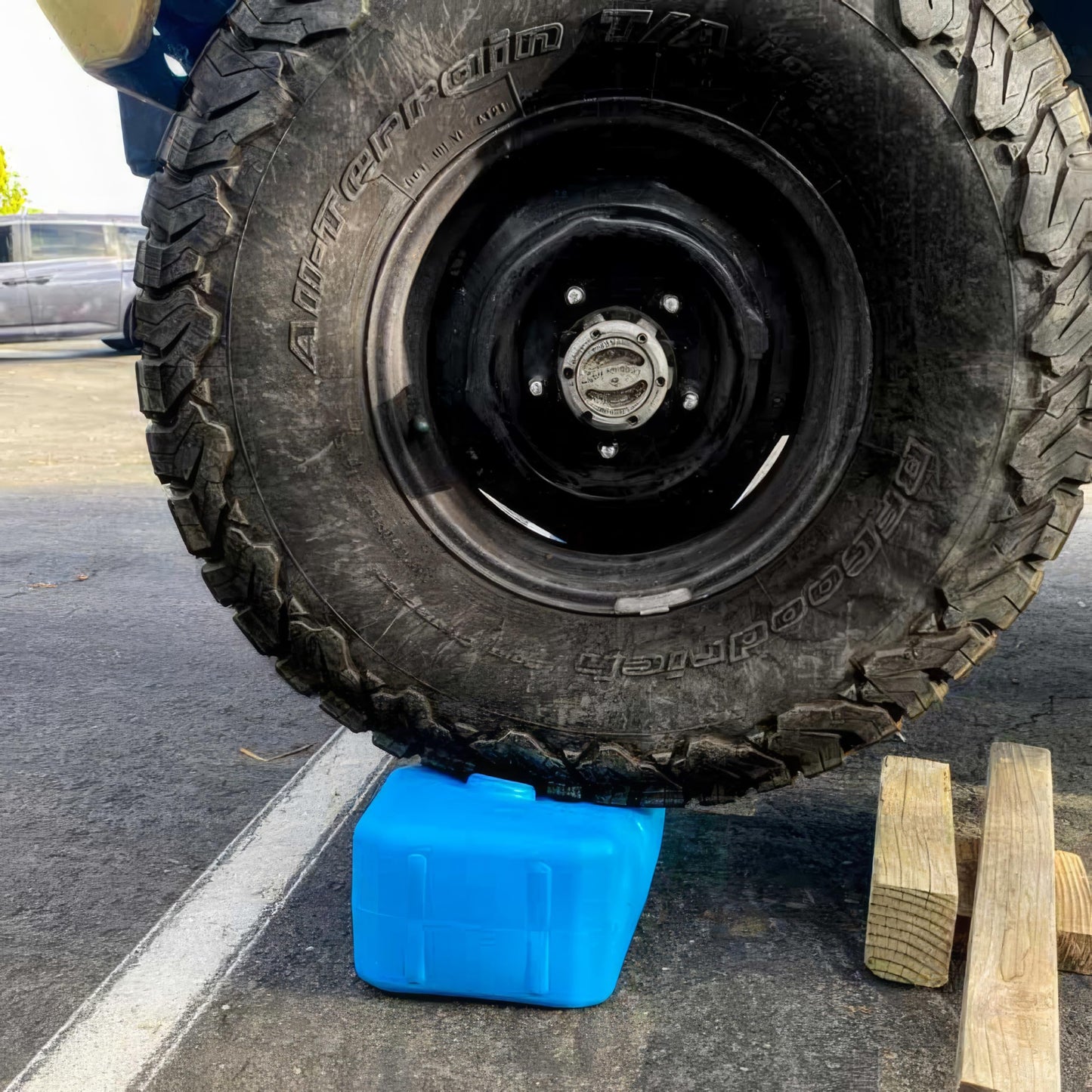 AquaBrick 3 Gallon Long Term Water Storage Container, Stackable, BPA Free, Blue (6)