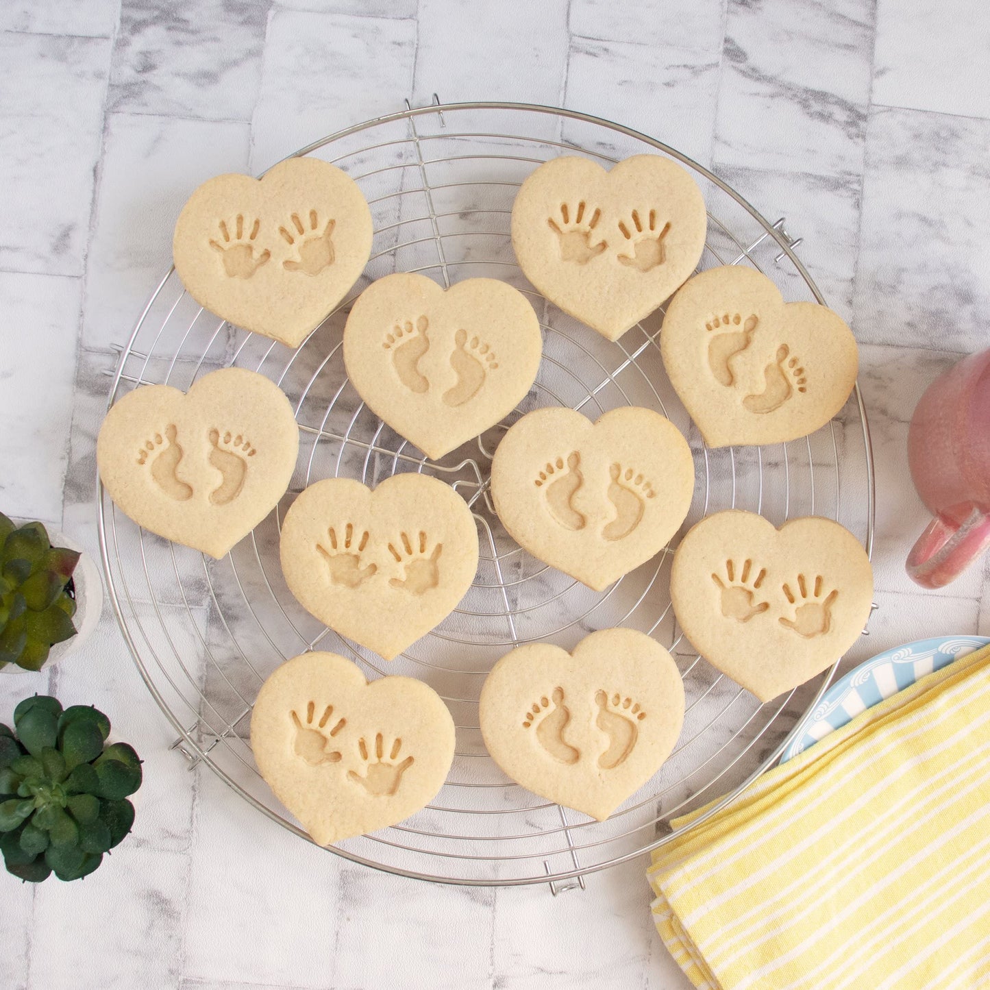 Set of 2 Baby Prints cookie cutters (Designs: Hand Prints and Footprints), 2 pieces - Bakerlogy