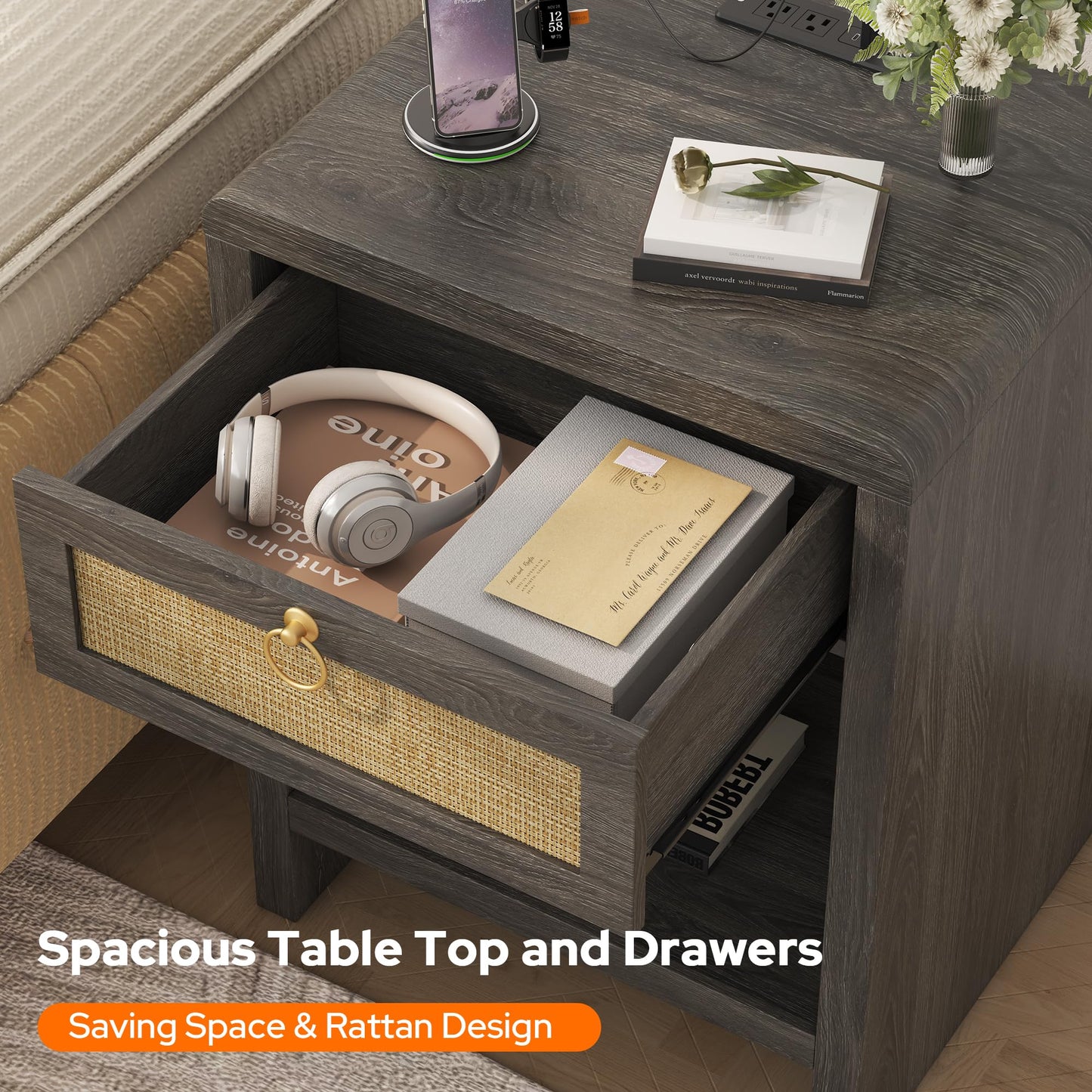UNIQUITE Rattan Nightstand Bedside Table, Nightstand with Charging Station, Boho End Table with Drawer and Storage Shelf, Wood End Table Night Stand for Bedroom, Small Space, Grey Oak
