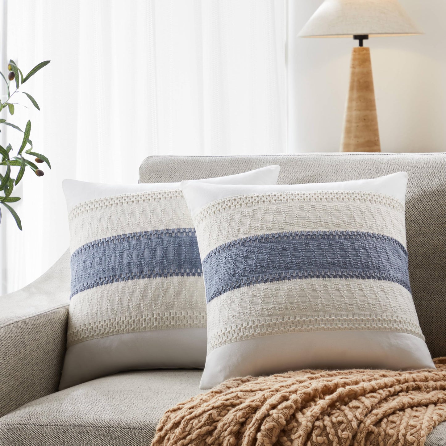 YZJZEDS Soft Cotton Boho Throw Pillow Covers Set of 2, Natural White/Contrast Blue 18x18 Inch, Blue Farmhouse Decorative Cushion Covers for Sofa Bed Living Room Home Decor