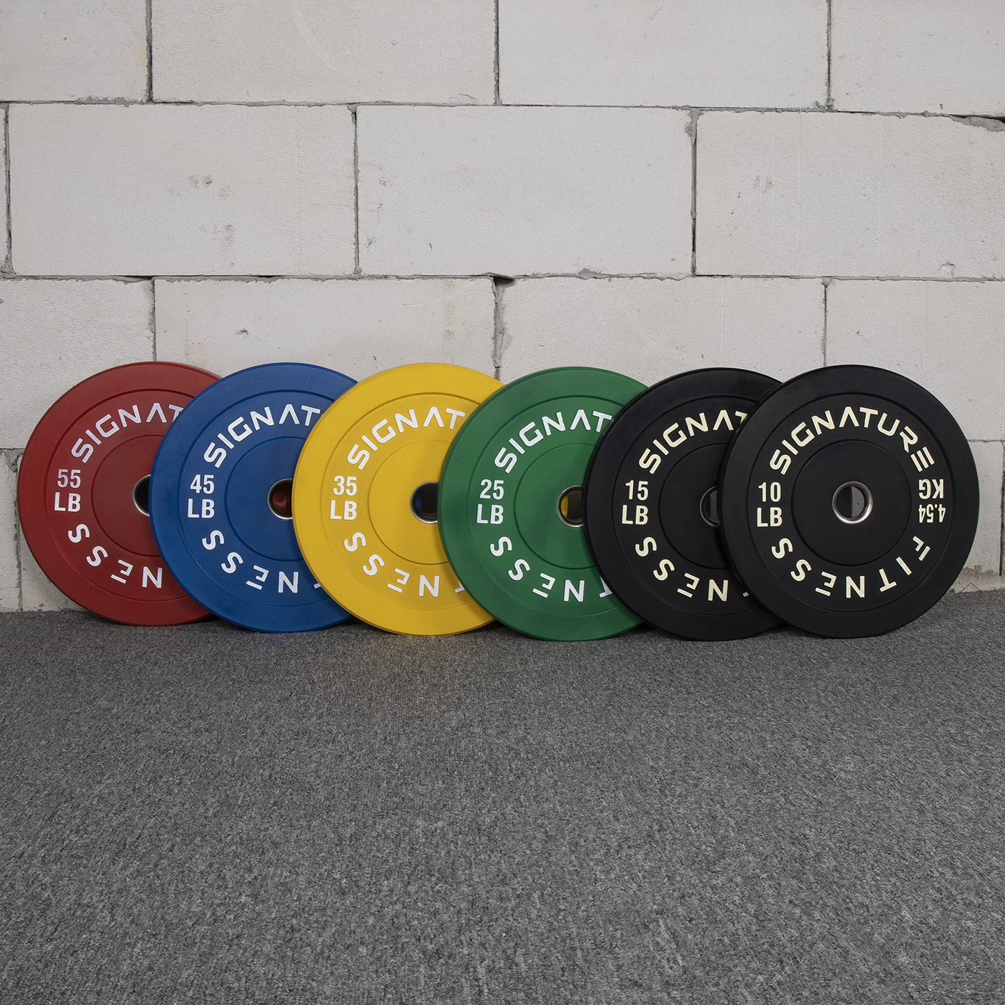 Signature Fitness 2" Olympic Bumper Plate Weight Plates with Steel Hub, 15LB Pair, Colored