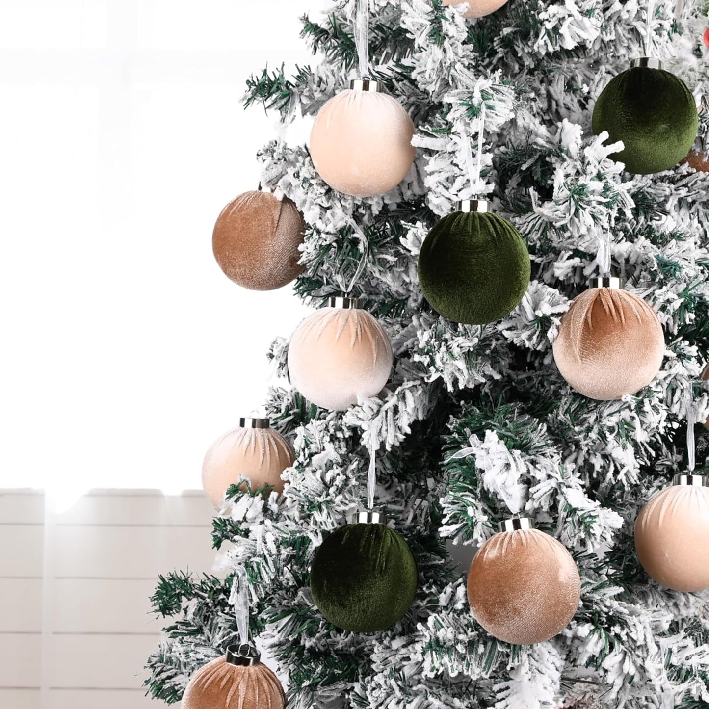 Velvet Christmas Tree Ornaments by [Brand Name] - Shatterproof 15-Piece Set in Multicolor Green, Brown, and Neutral | 80mm (3.15 Inch)