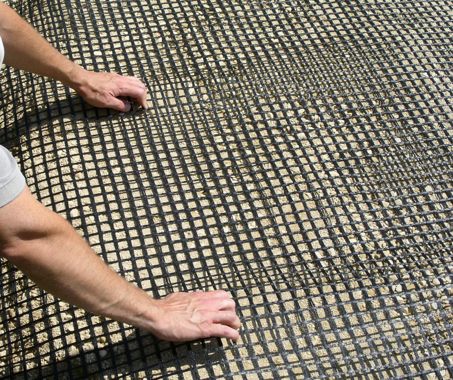 VERSA-LOK Versa-Grid Soil Reinforcement 1.5 - Reinforce Soil, Stabilize 6 Foot High Walls, Compatible with VERSA-LOK Retaining Walls (4 Feet x 50 Feet)