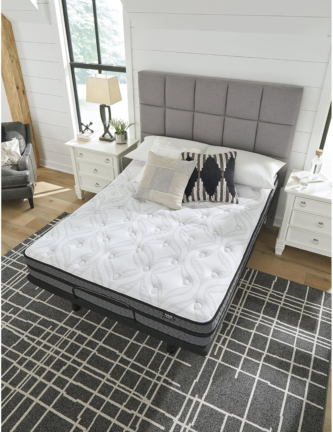 Signature Design by Ashley 10-Inch Hybrid Gel Memory Foam Mattress - Medium Firmness for Pressure Relief & Lumbar Support | Full Size